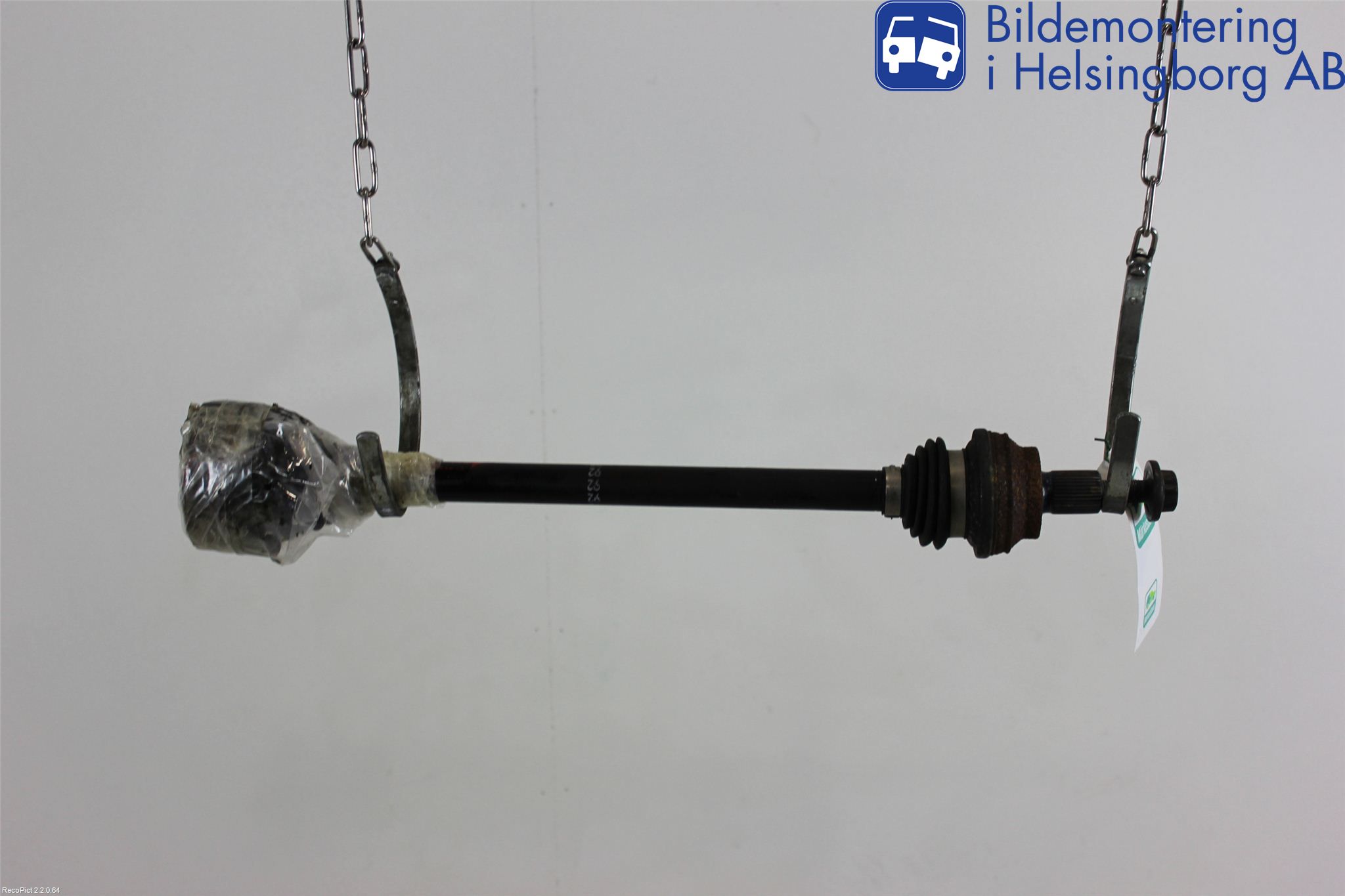 Volkswagen VW PASSAT 11-14 Drivaxel Bak Vänster