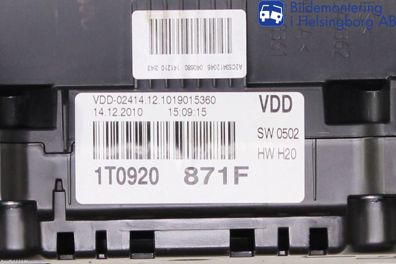 Volkswagen VW TOURAN 10-15 Instrument Komb