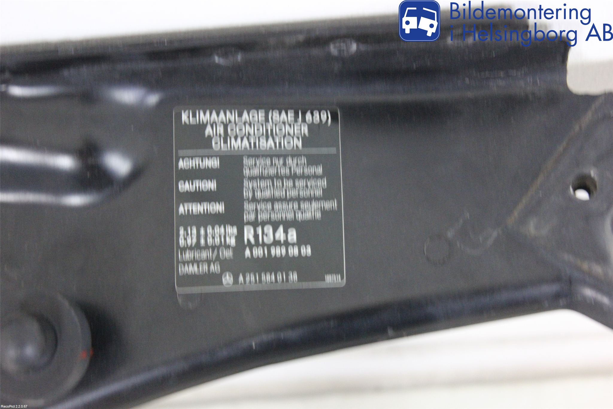 Mercedes-Benz MB R-KLASS (W251) 05-13 Strålkast Fästsarg