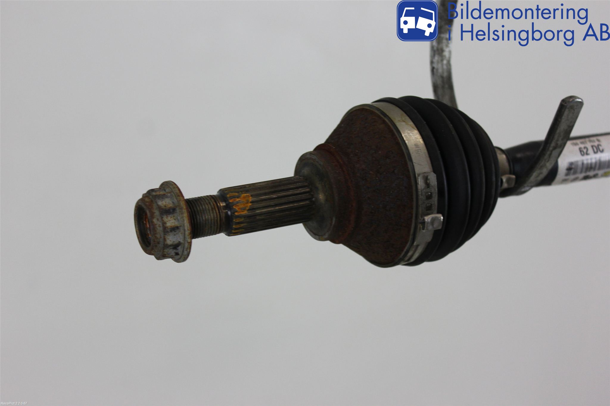 Volkswagen VW UP! / E-UP! Drivaxel Fram Höger