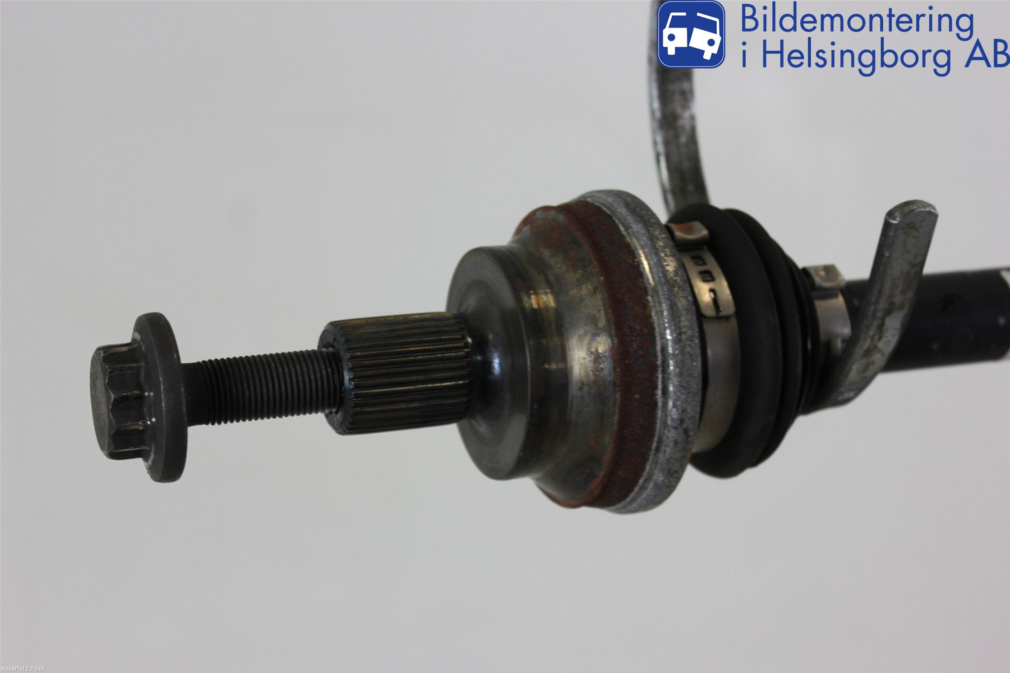 Volkswagen VW PASSAT CC 08-16 Drivaxel Bak Höger