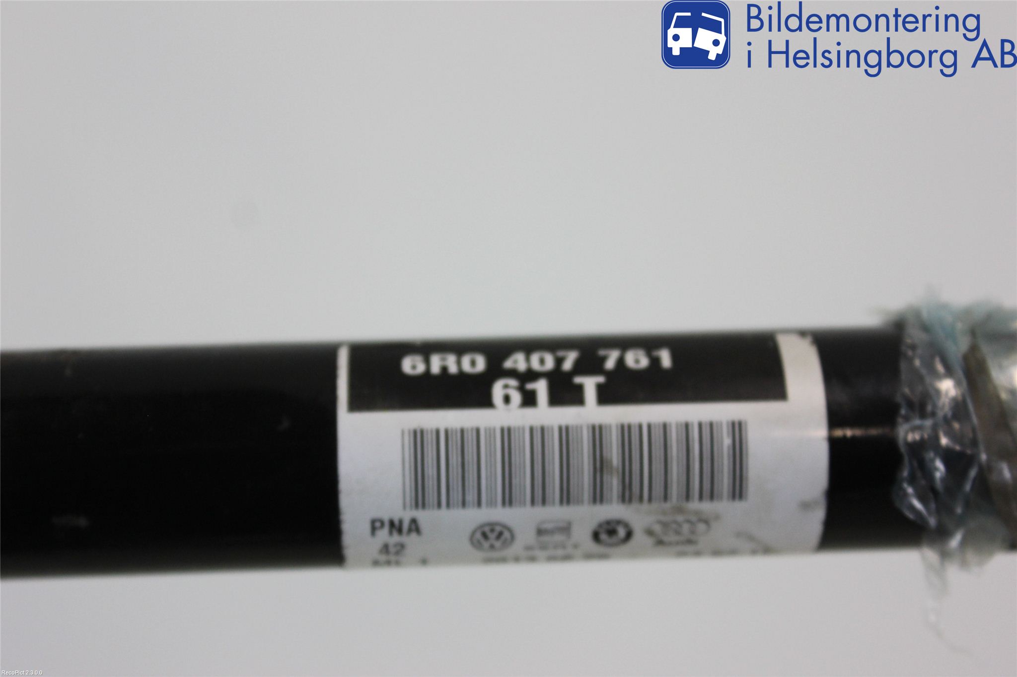 Volkswagen VW POLO 10-17 Drivaxel Fram Vänster
