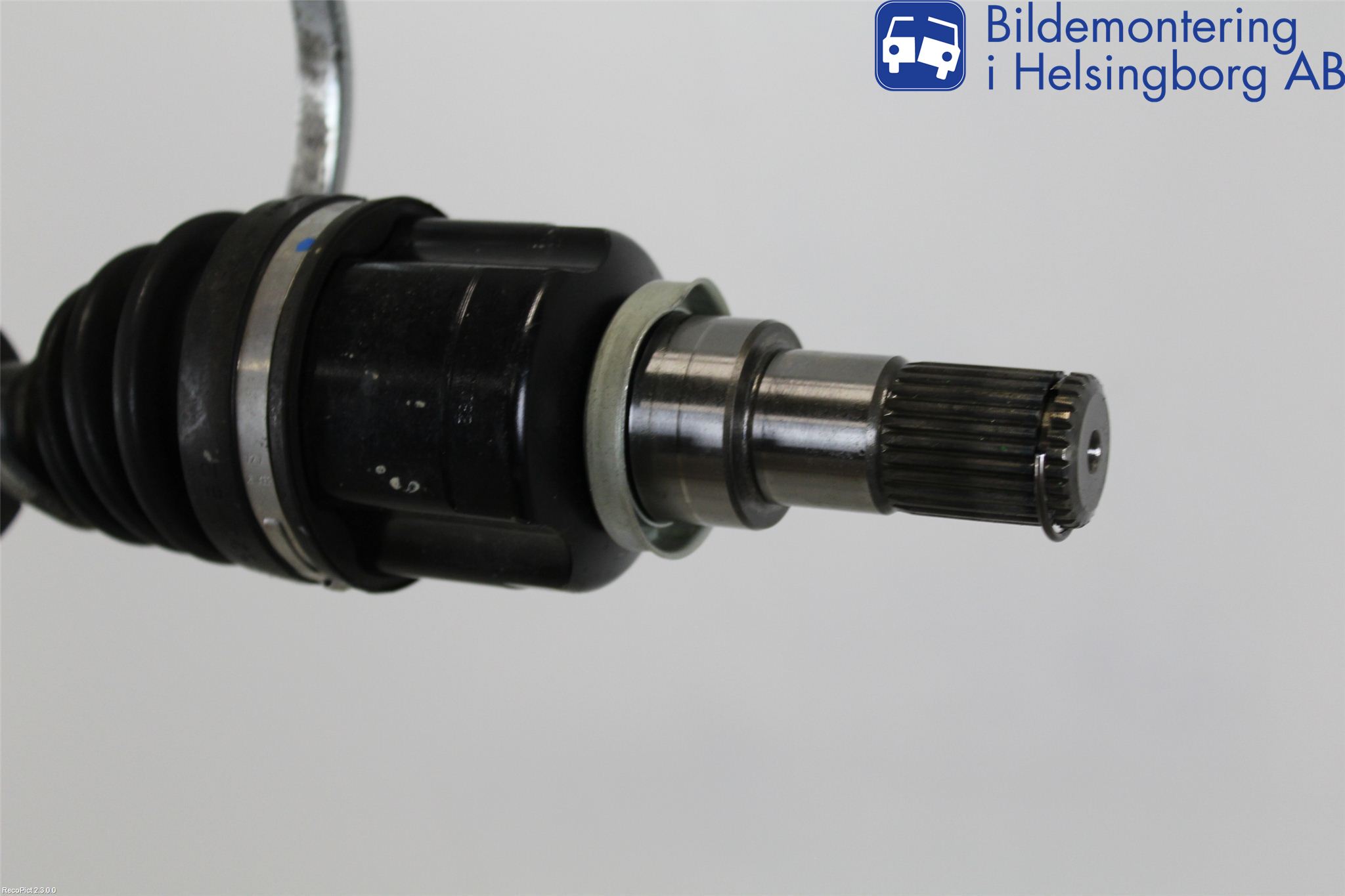 Fiat SEDICI Drivaxel Fram Vänster