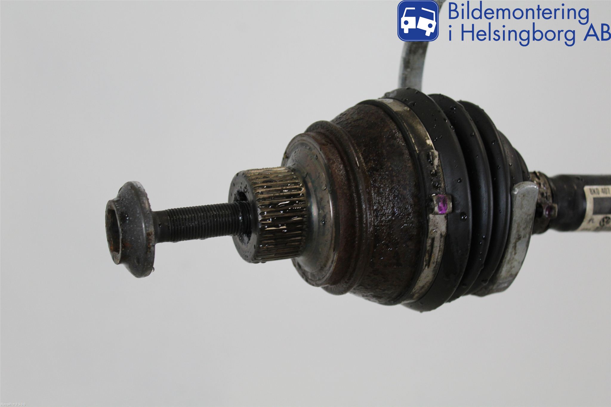Audi A5 07-16 Drivaxel Fram Vänster
