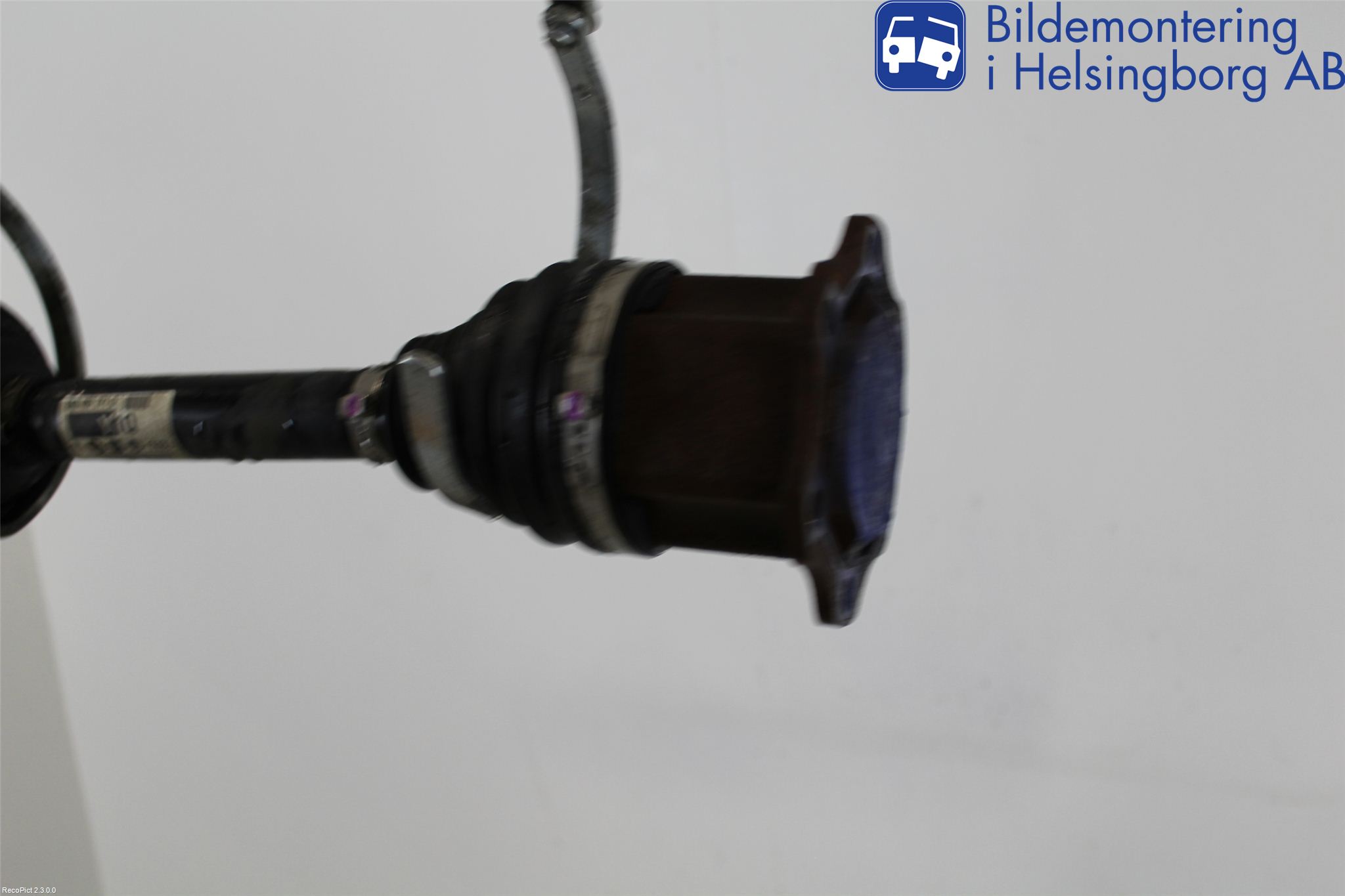 Audi A5 07-16 Drivaxel Fram Vänster