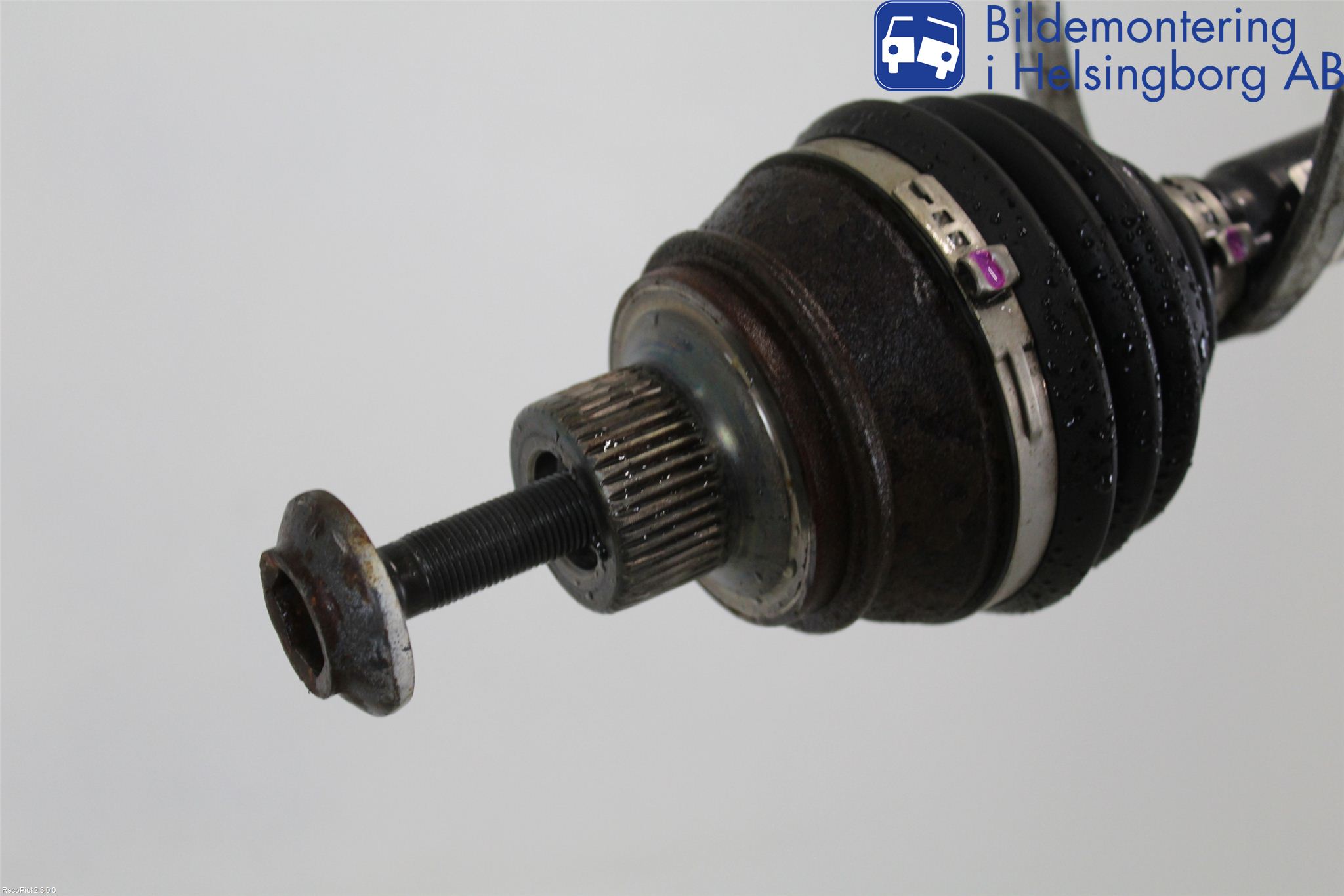 Audi A5 07-16 Drivaxel Fram Höger