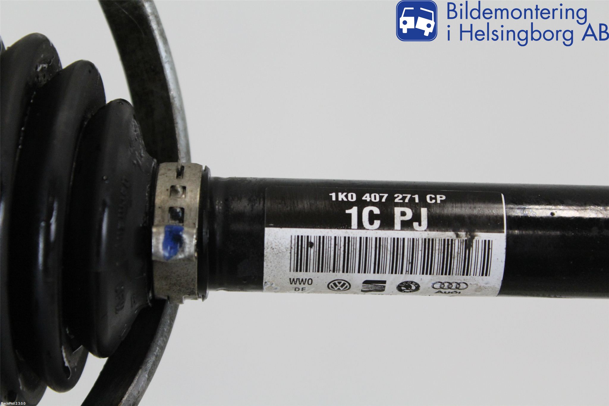 Audi A3/S3 05-13 Drivaxel Fram Vänster