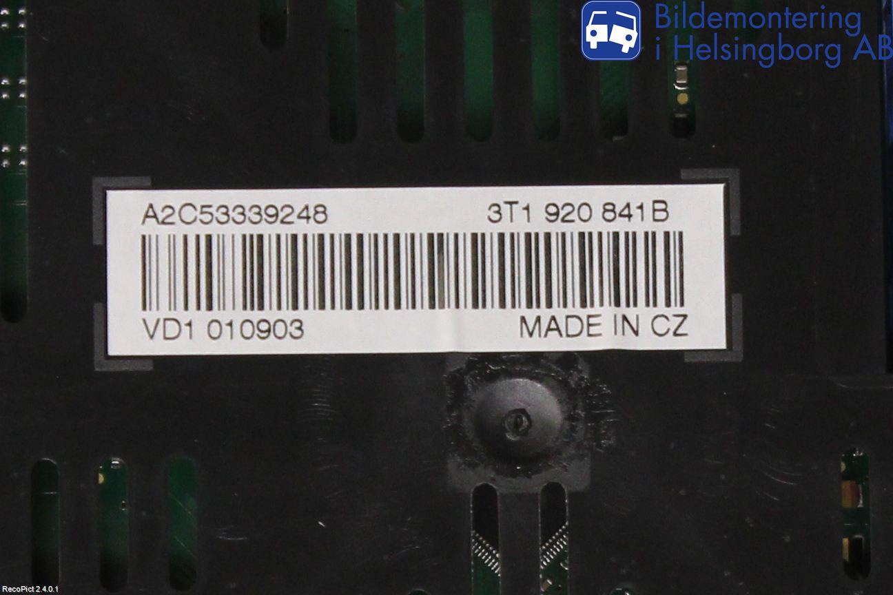 Skoda SUPERB 09-15 Instrument Komb