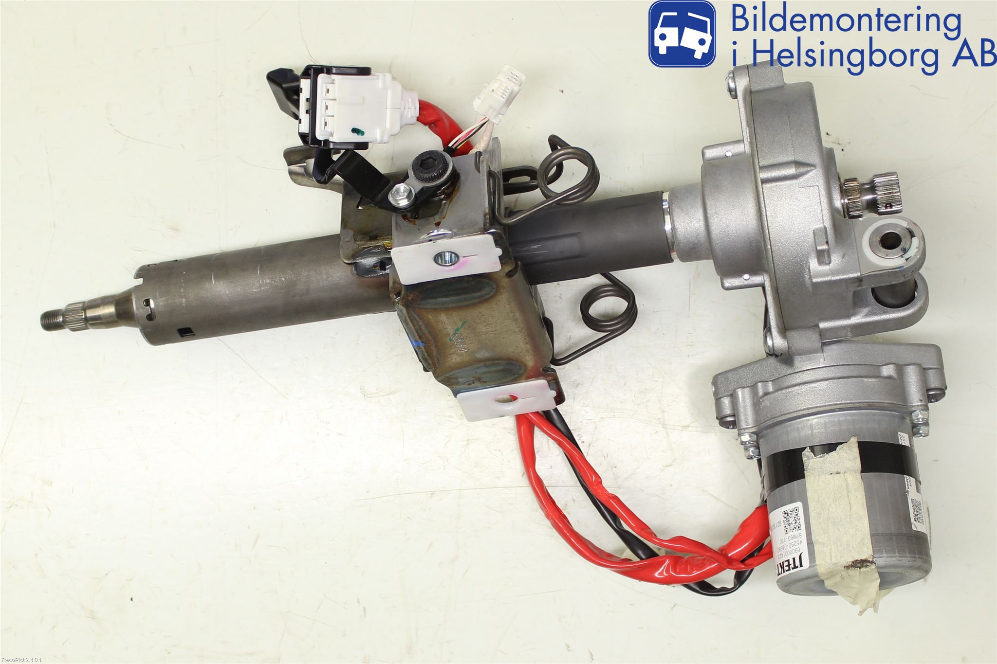 Toyota AVENSIS 09-15 Rattaxelrör-Axel Servo