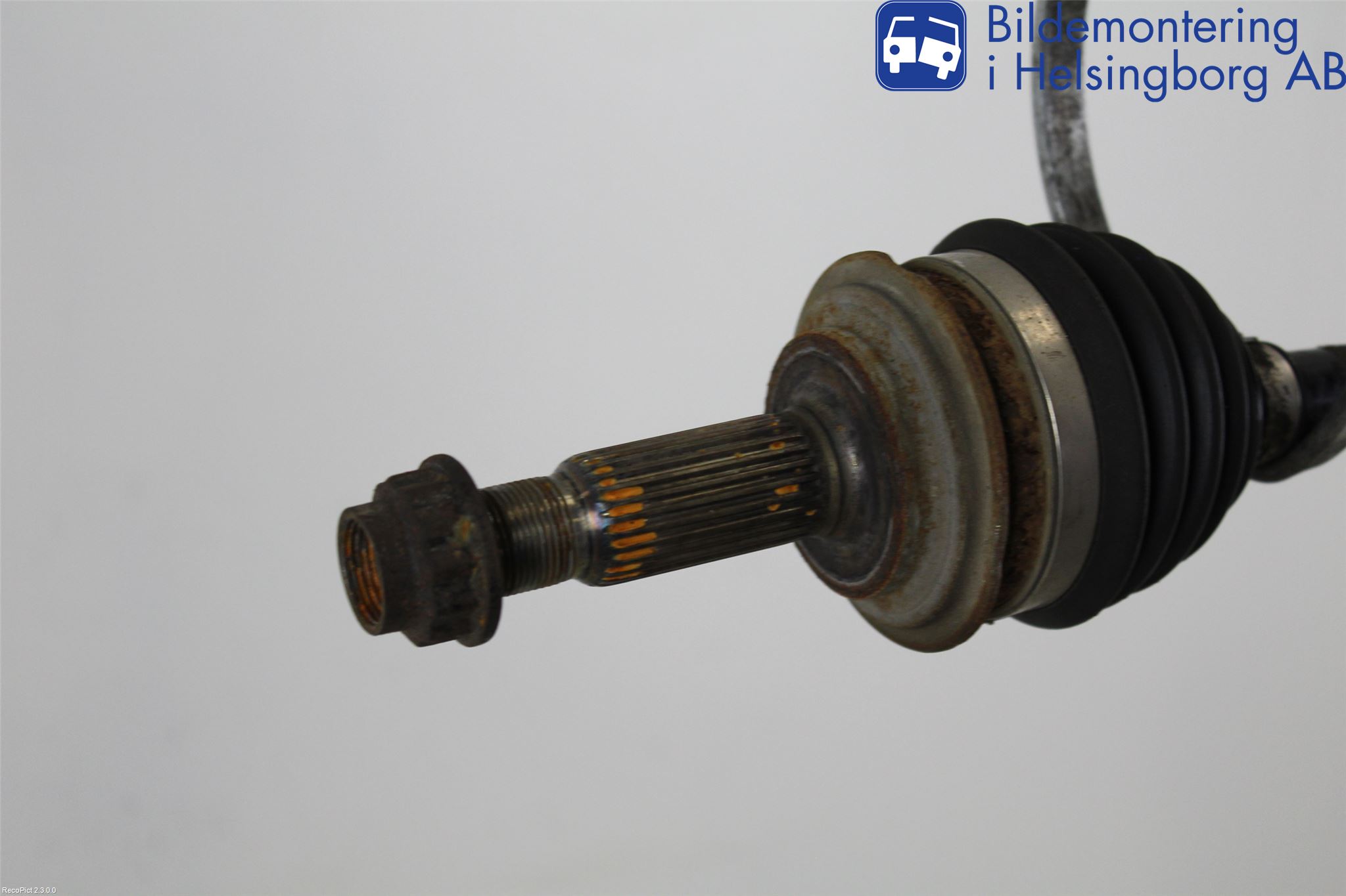 Toyota YARIS XP90 06-11 Drivaxel Fram Vänster