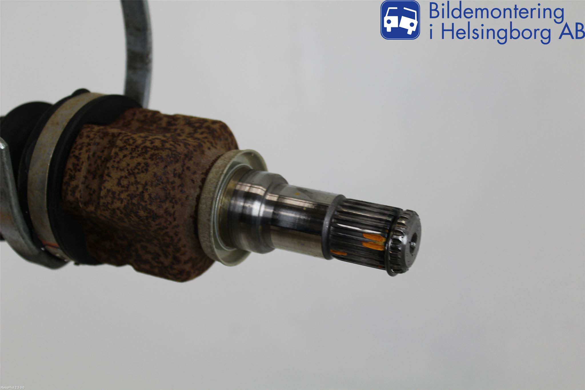 Toyota YARIS XP90 06-11 Drivaxel Fram Vänster