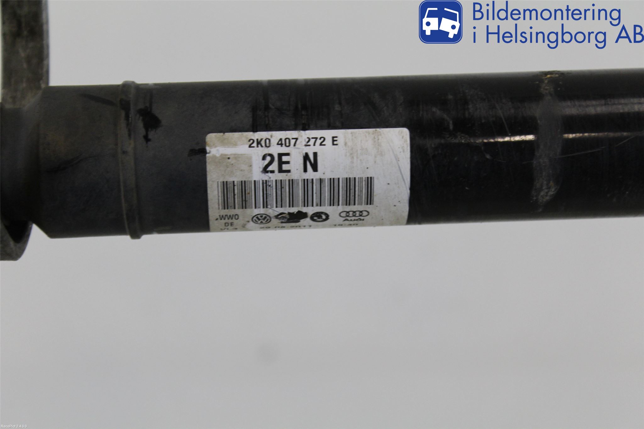 Volkswagen VW CADDY 11-15 Drivaxel Fram Höger