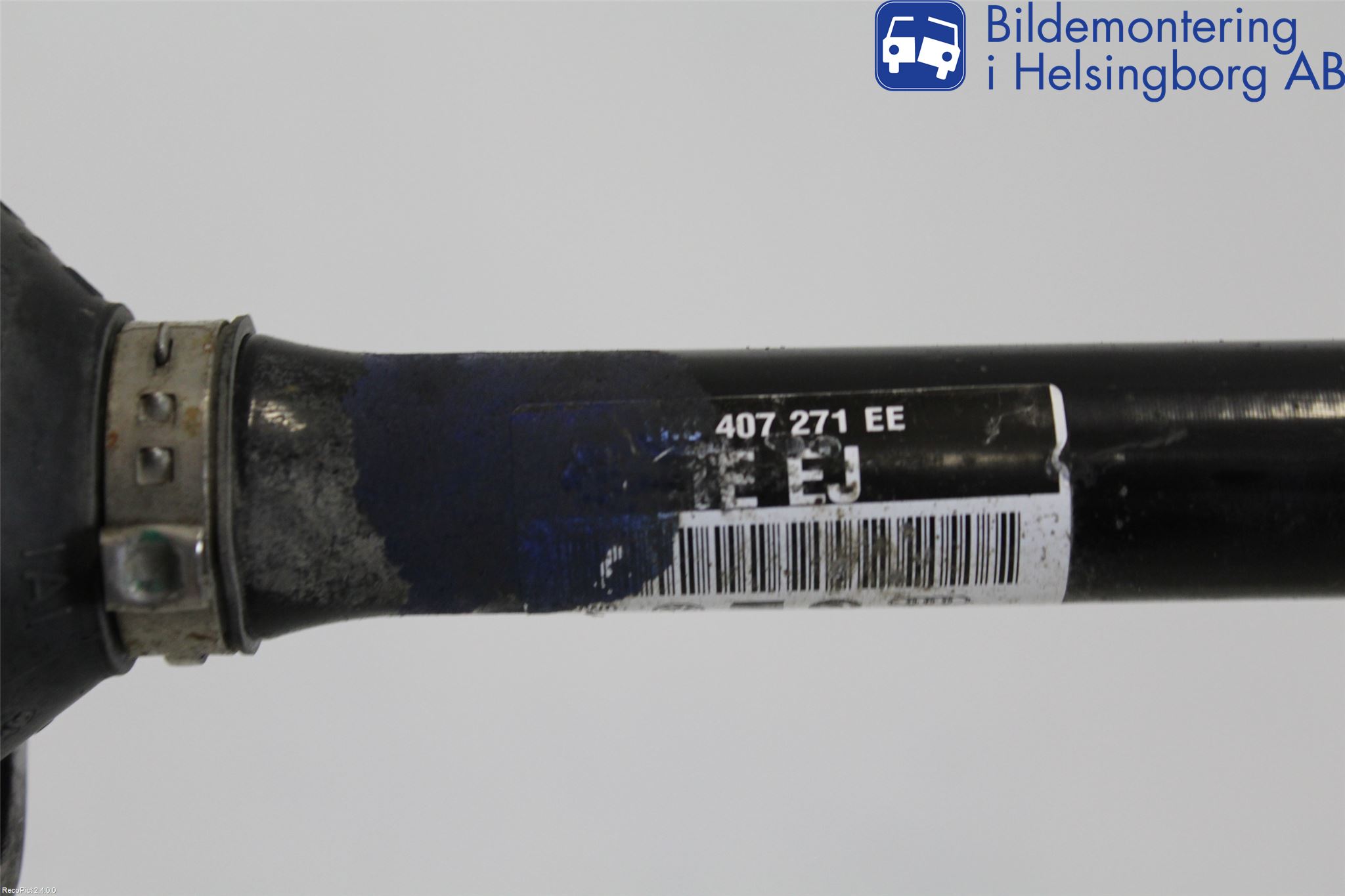 Volkswagen VW PASSAT 11-14 Drivaxel Fram Vänster