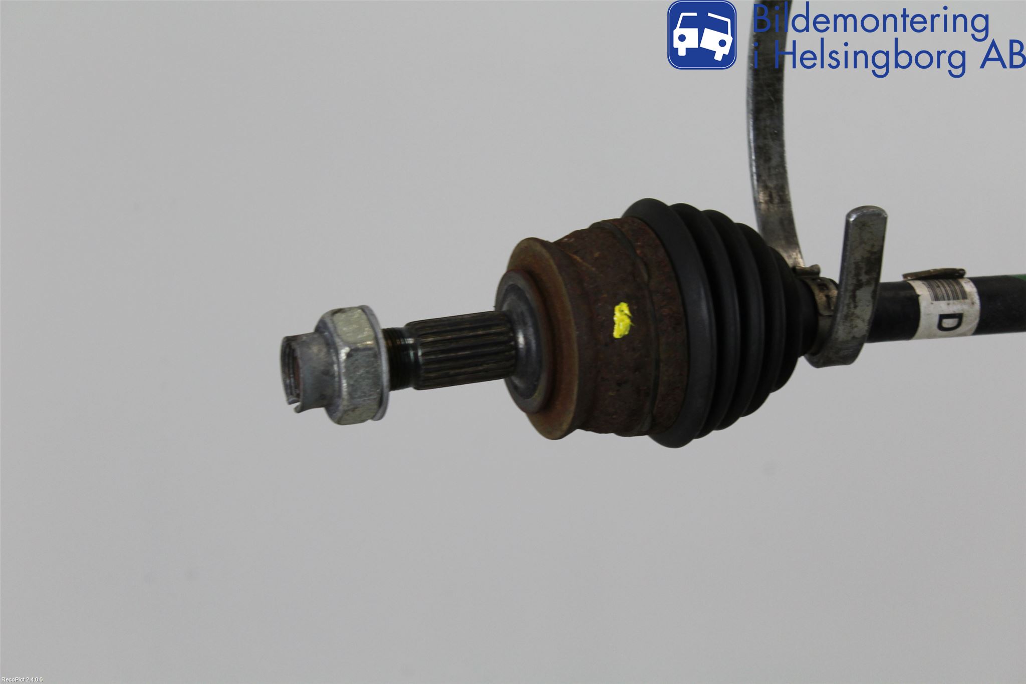 Opel CORSA D 07-14 Drivaxel Fram Höger