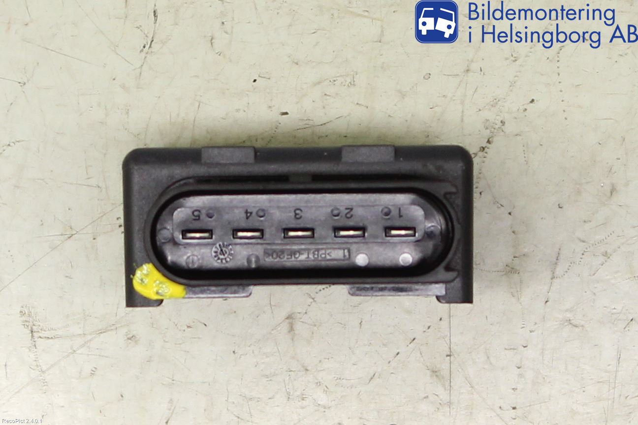 Volkswagen VW GOLF / E-GOLF VII 13-20 Relä Bränslepump