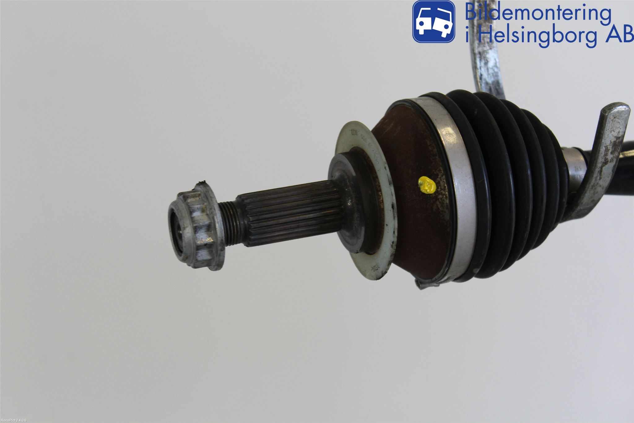 Volkswagen VW UP! / E-UP! Drivaxel Fram Höger