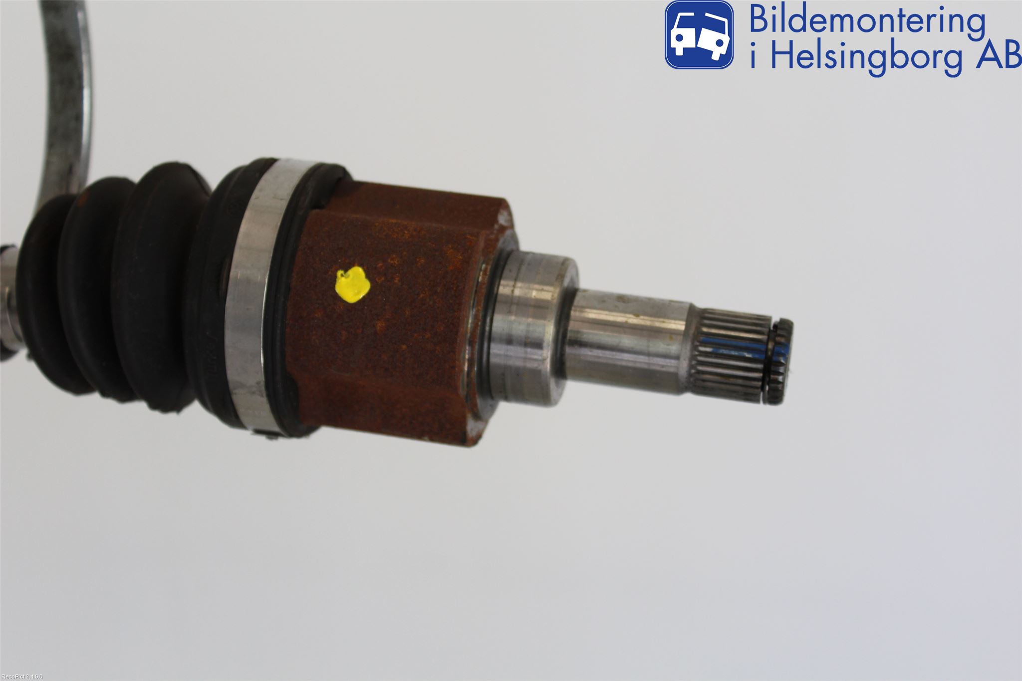 Volkswagen VW UP! / E-UP! Drivaxel Fram Höger