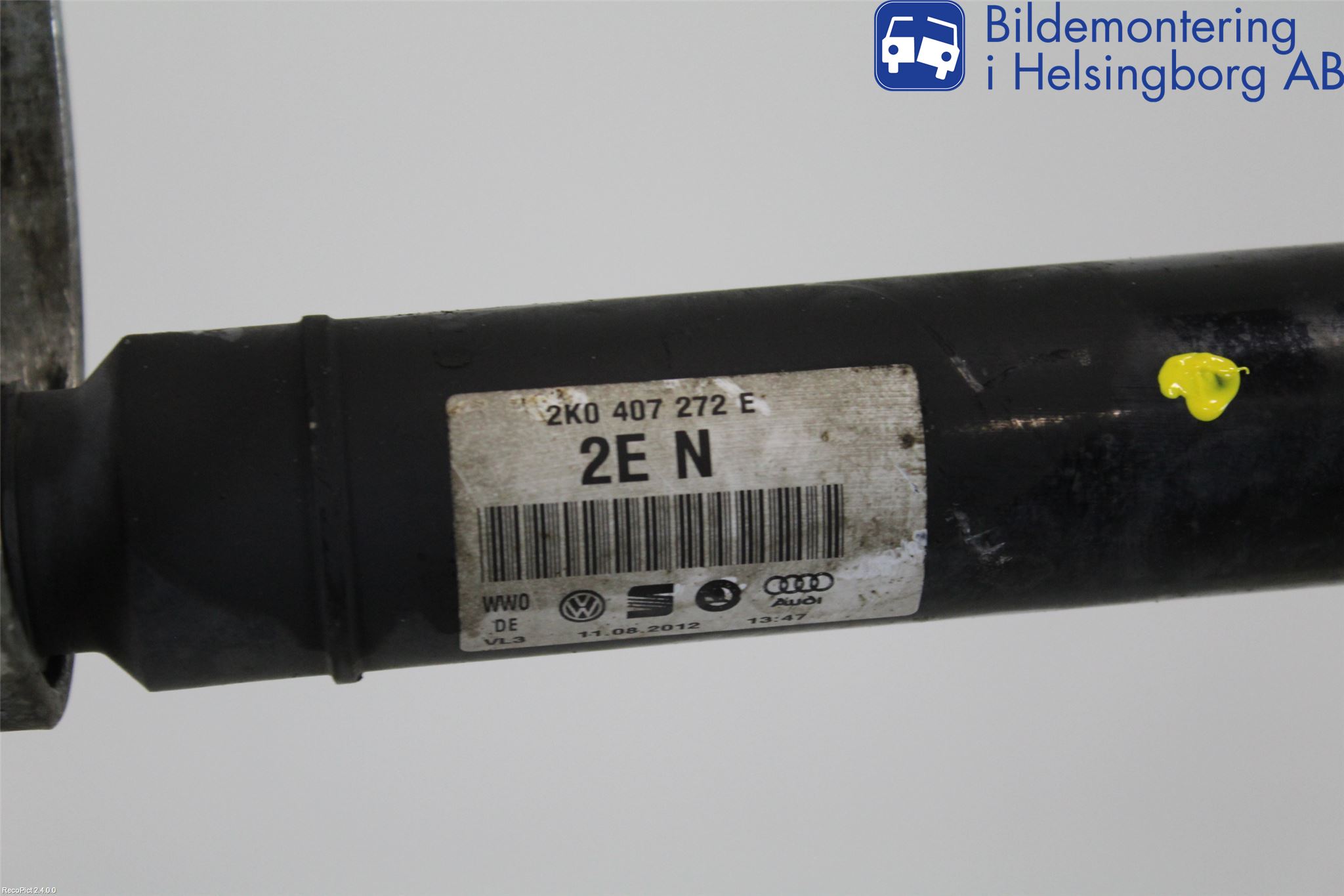 Volkswagen VW CADDY 11-15 Drivaxel Fram Höger