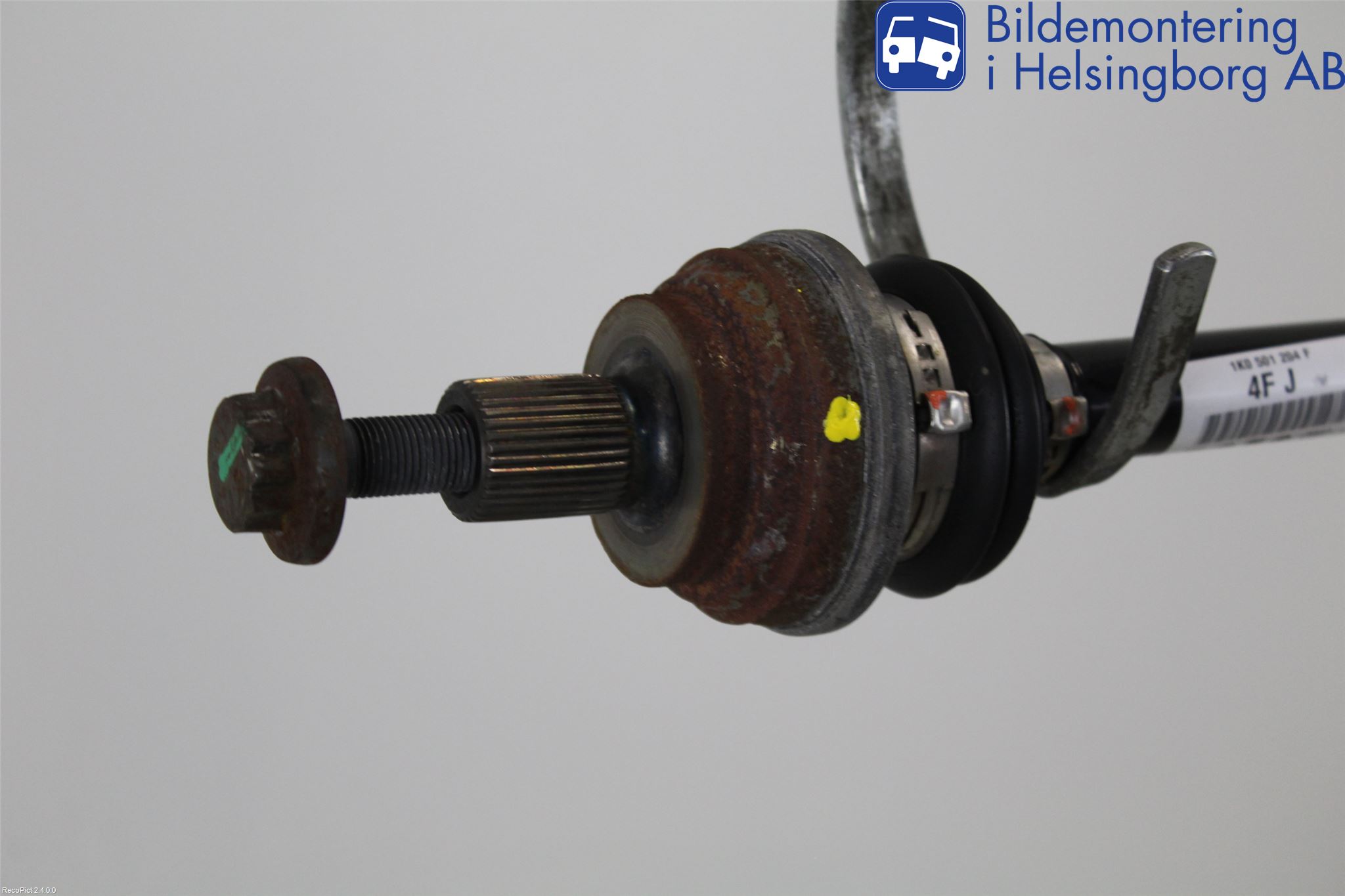 Audi Q3 8U 12-18 Drivaxel Bak Höger