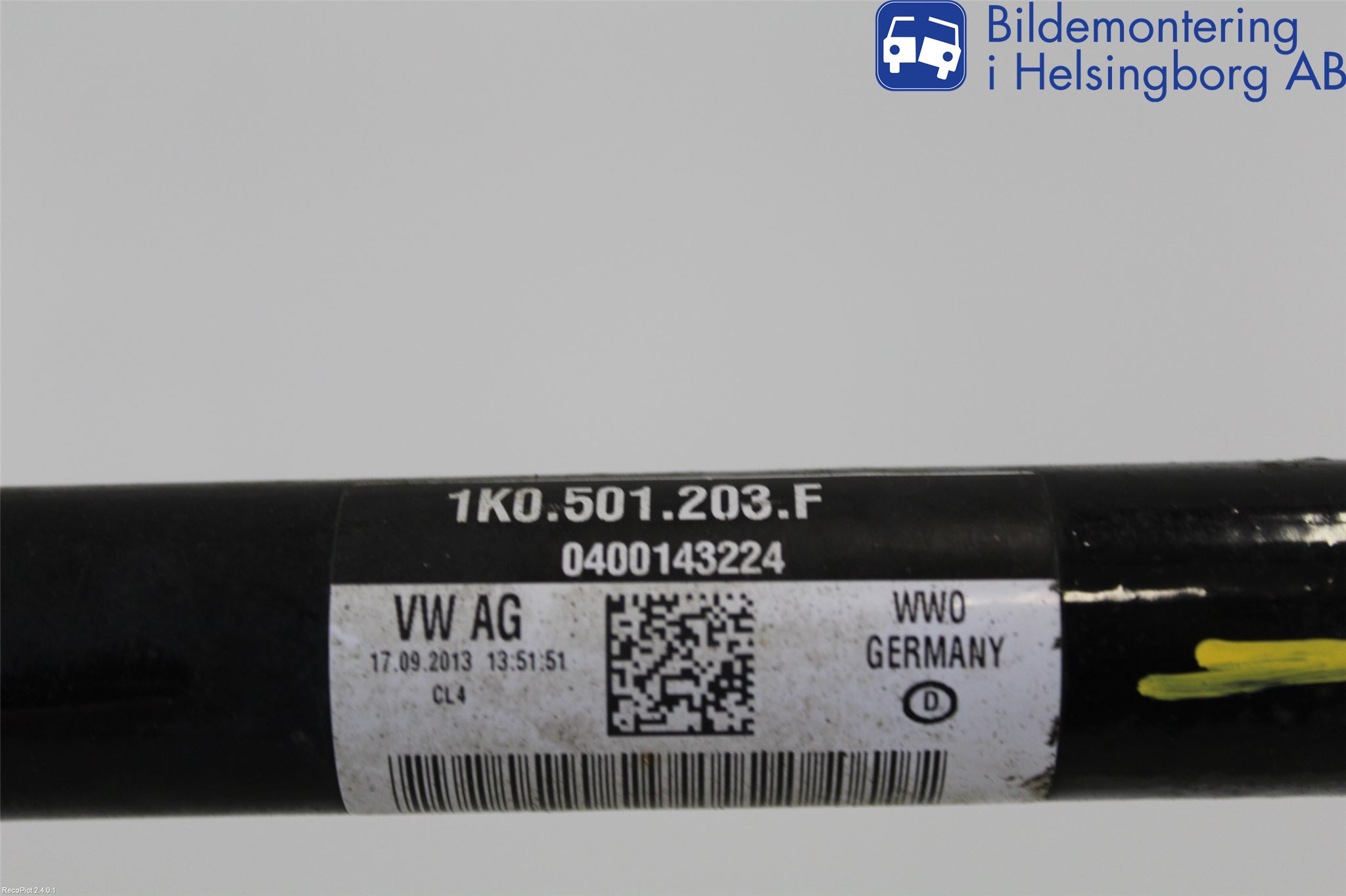 Volkswagen VW PASSAT 11-14 Drivaxel Bak Vänster