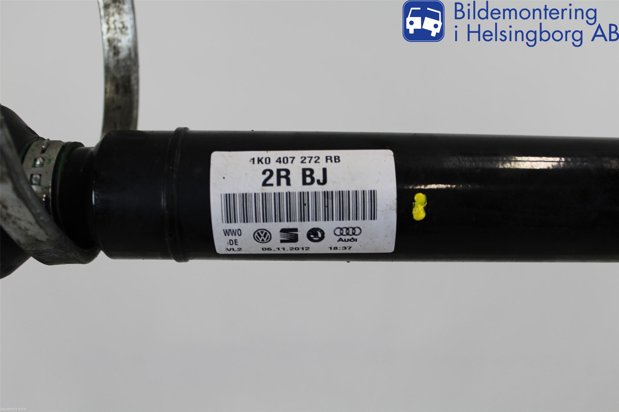 Volkswagen VW PASSAT 11-14 Drivaxel Fram Höger