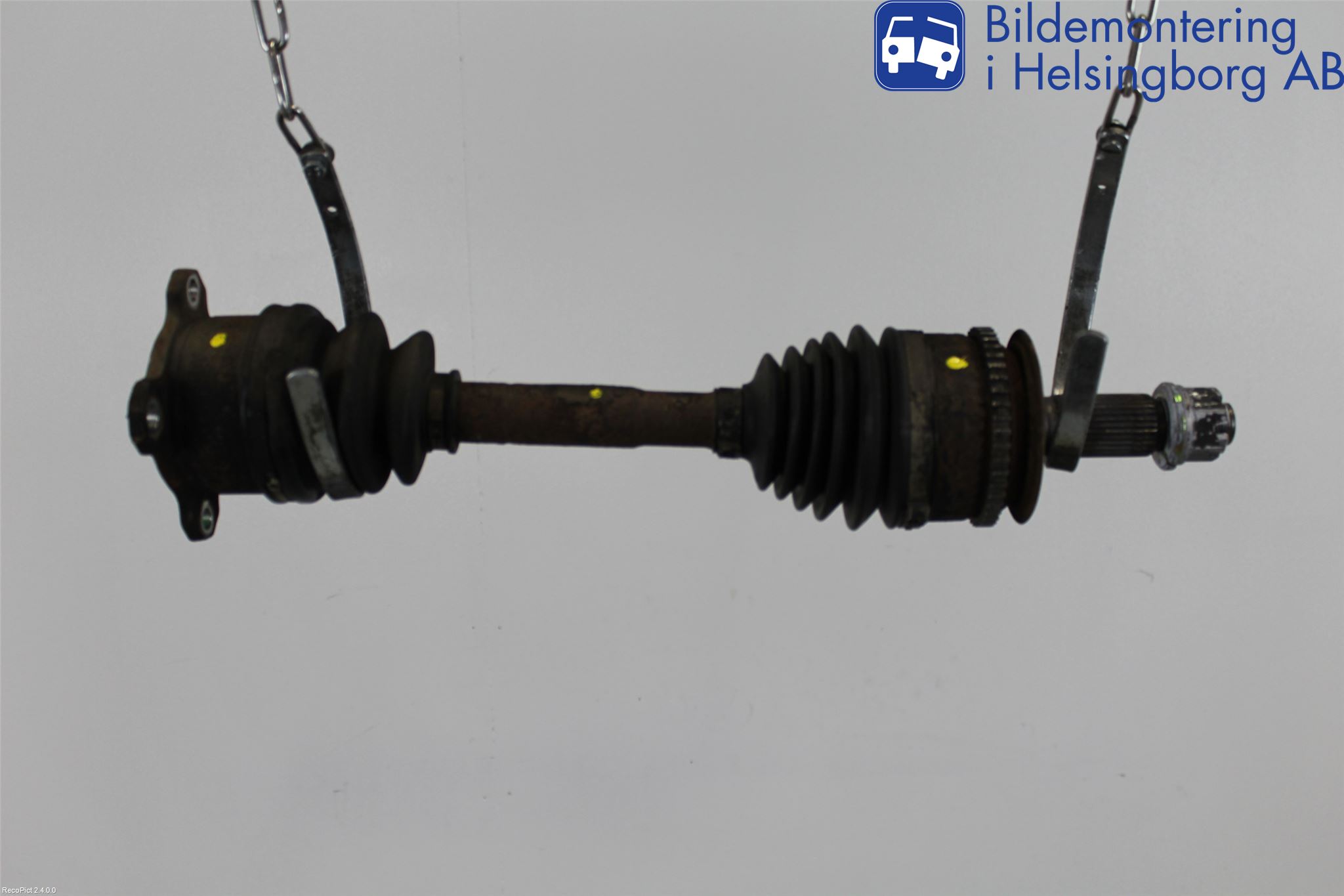 Audi A4 12-15 Drivaxel Bak Vänster