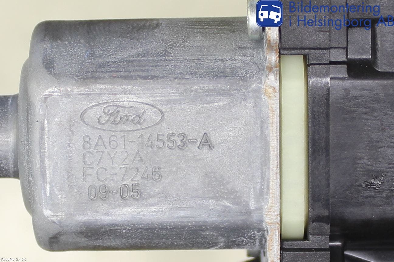 Ford FIESTA 09-12 Fönsterhissmotor