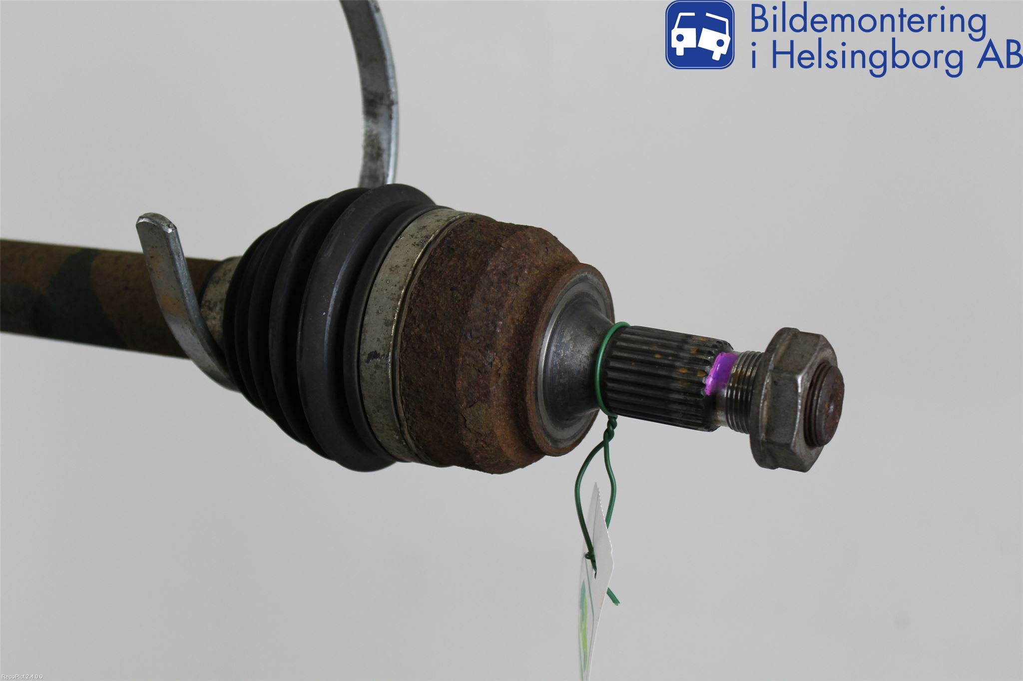 Peugeot 307     05-08 Drivaxel Fram Höger