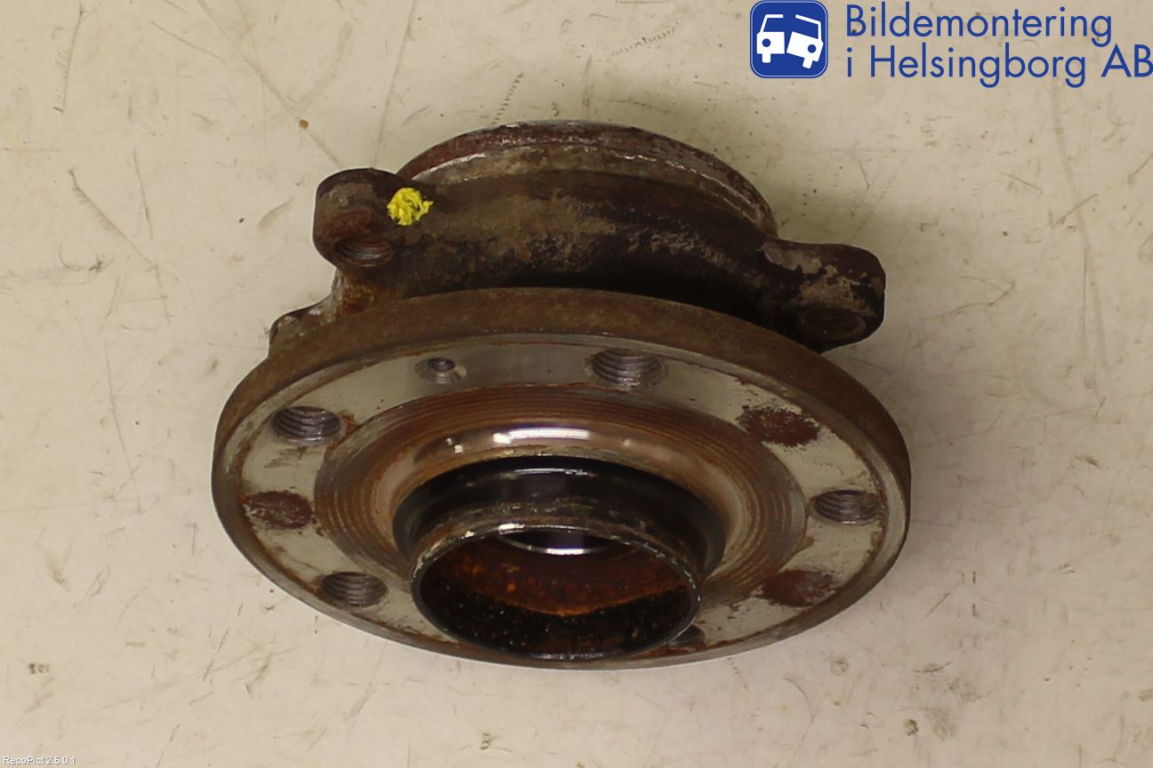 Volkswagen VW PASSAT 15-19 Nav Fram