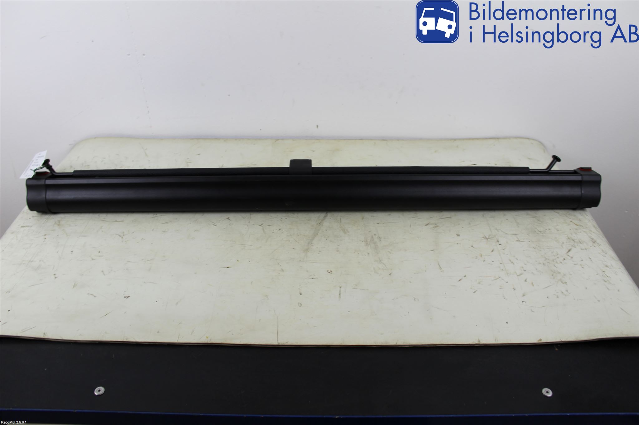 Volkswagen VW PASSAT 11-14 Lastförskjutningsskydd-Galler