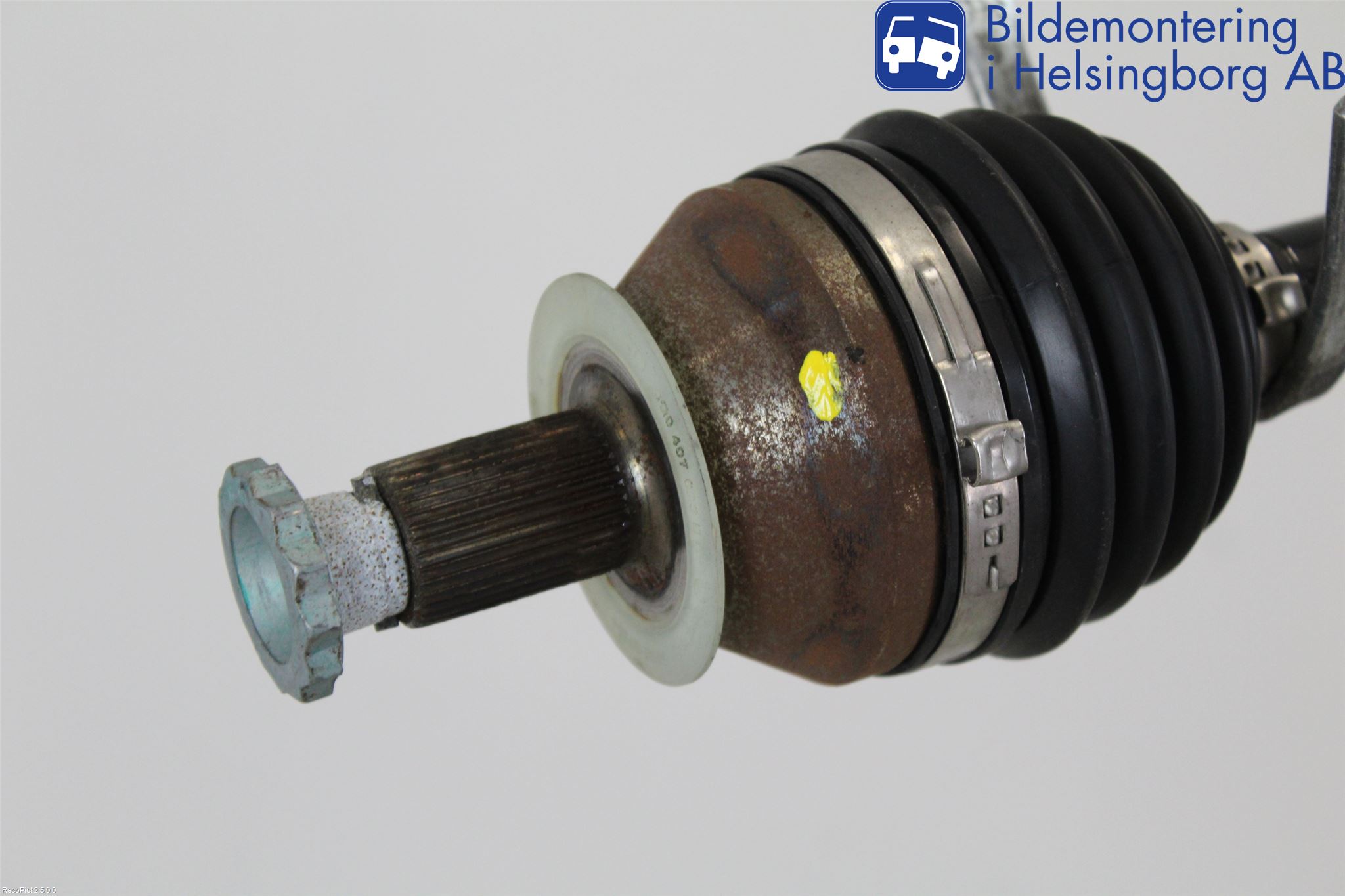 Audi A1/S1 11-18 Drivaxel Fram Vänster