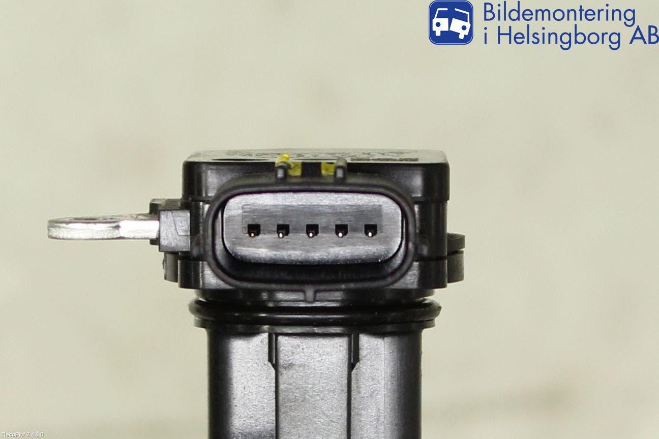 Toyota AVENSIS 09-15 Injluftmassamätare