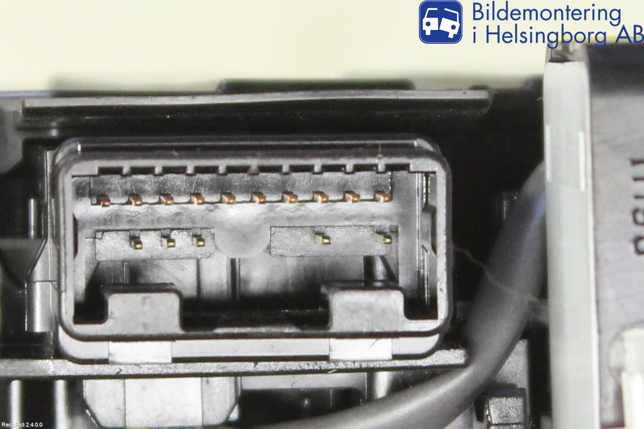 Toyota AVENSIS 09-15 Spak Blinkers-Ljusomk