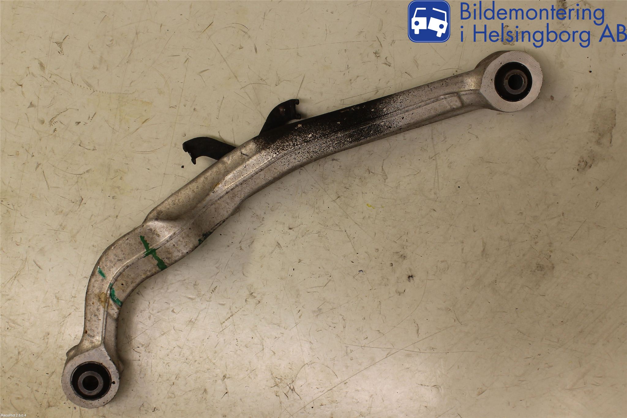 Nissan QASHQAI 10-14 Bärarm Bak Övre Höger