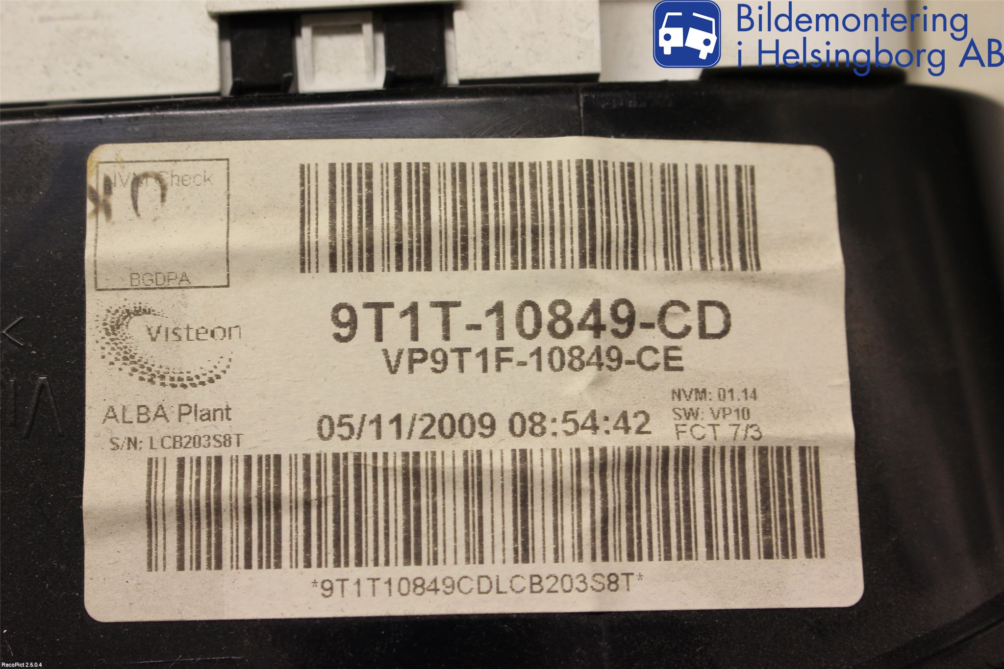 Ford TRANSIT CONNECT 03-08 Instrument Komb