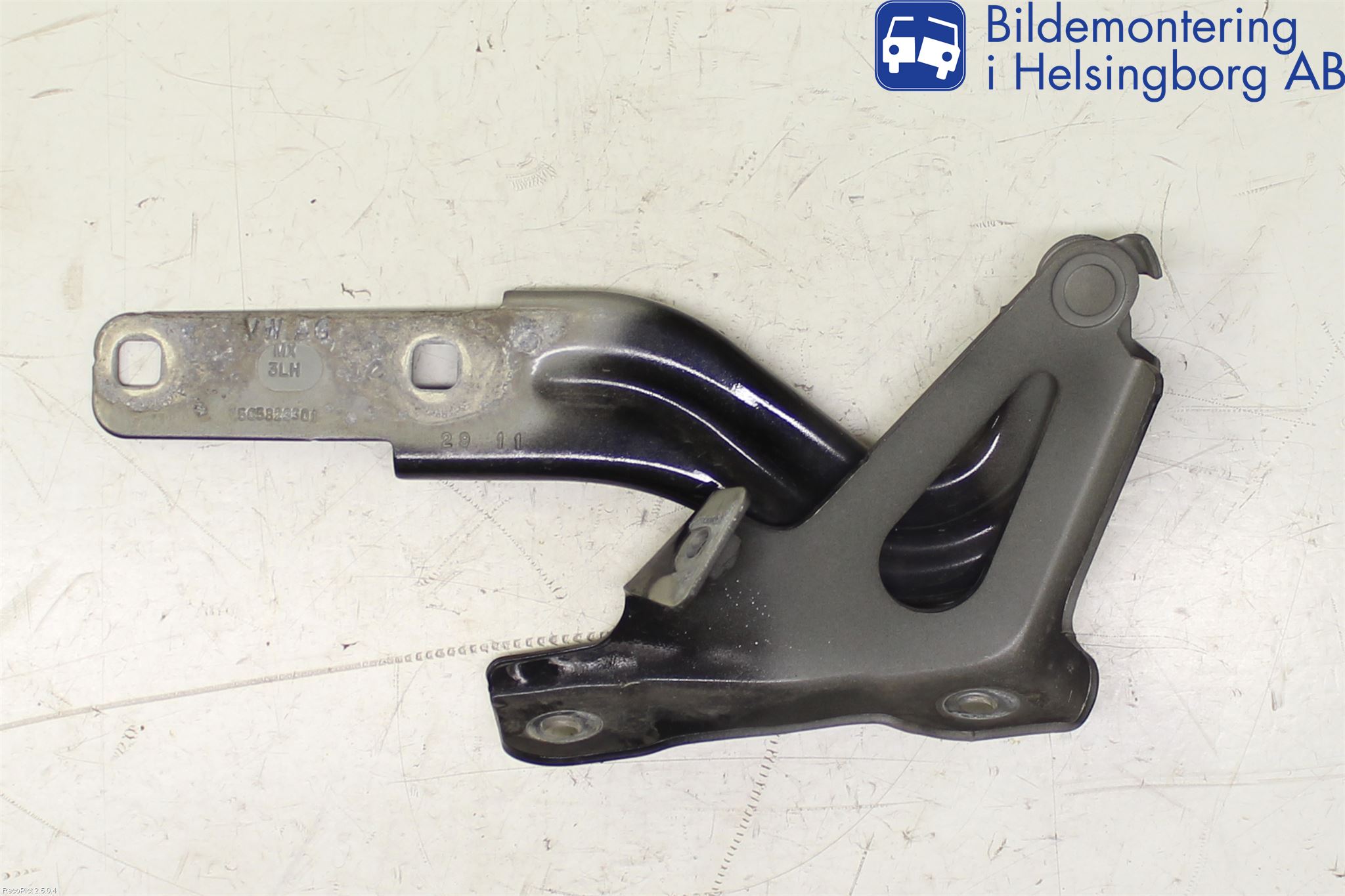 Volkswagen VW BEETLE 12- Huvgångjärn