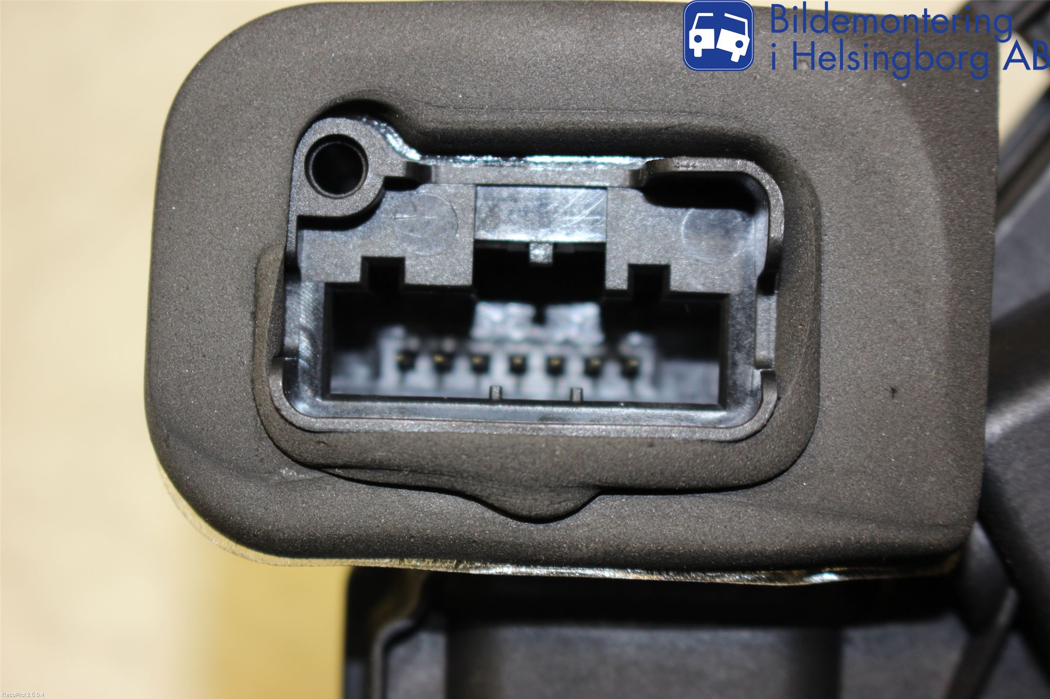 Volkswagen VW BEETLE 12- Centrallåsmotor Vänster