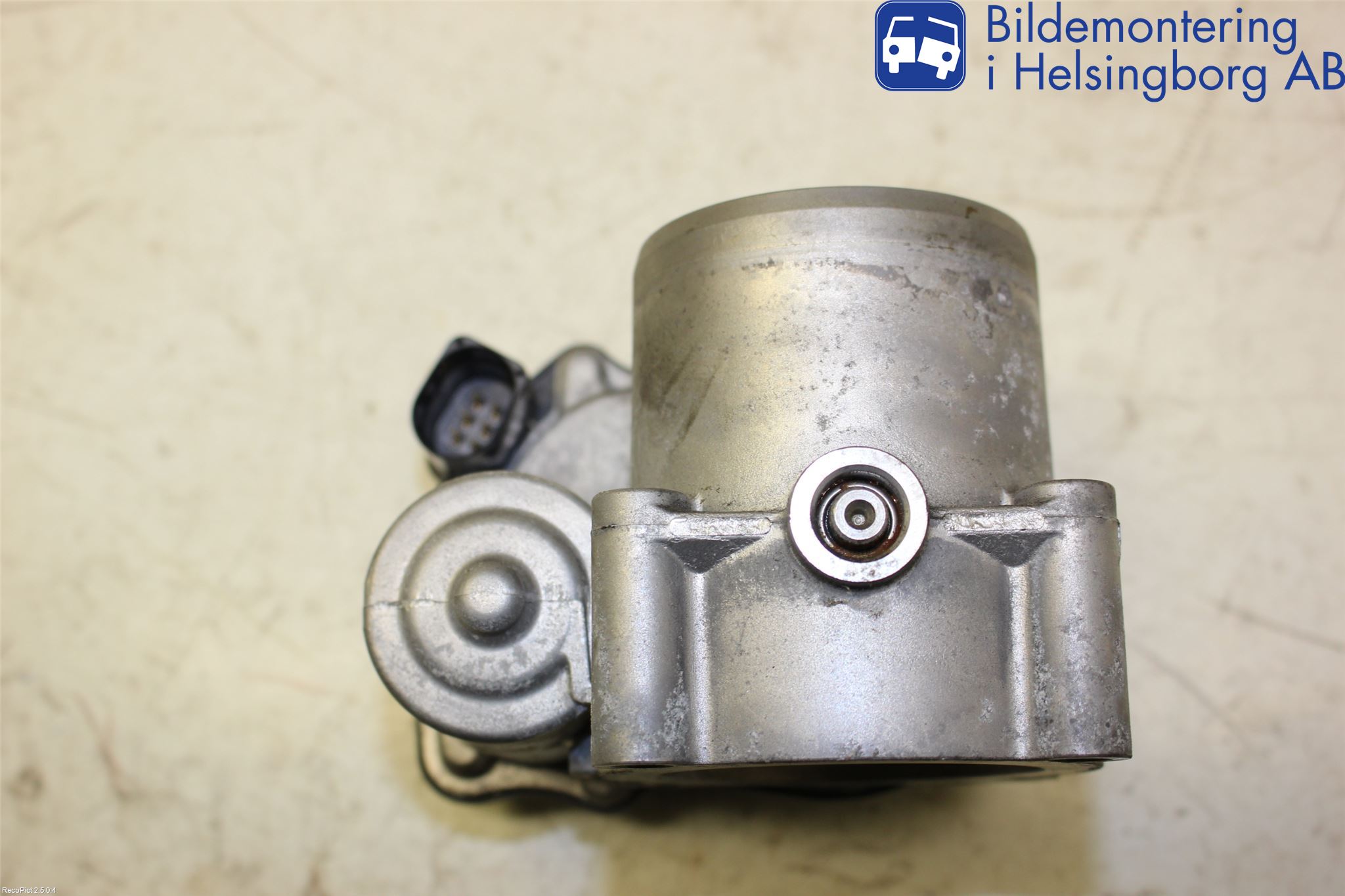 Skoda YETI Injspjällhus