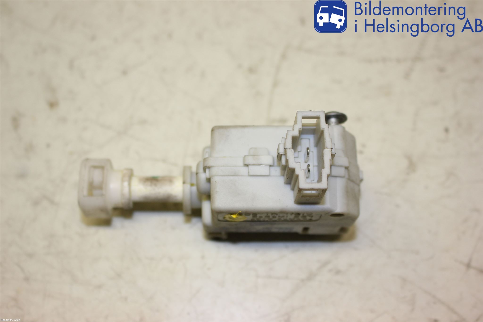 Volkswagen VW PASSAT 05-11 Centrallåsmot Tanklucka
