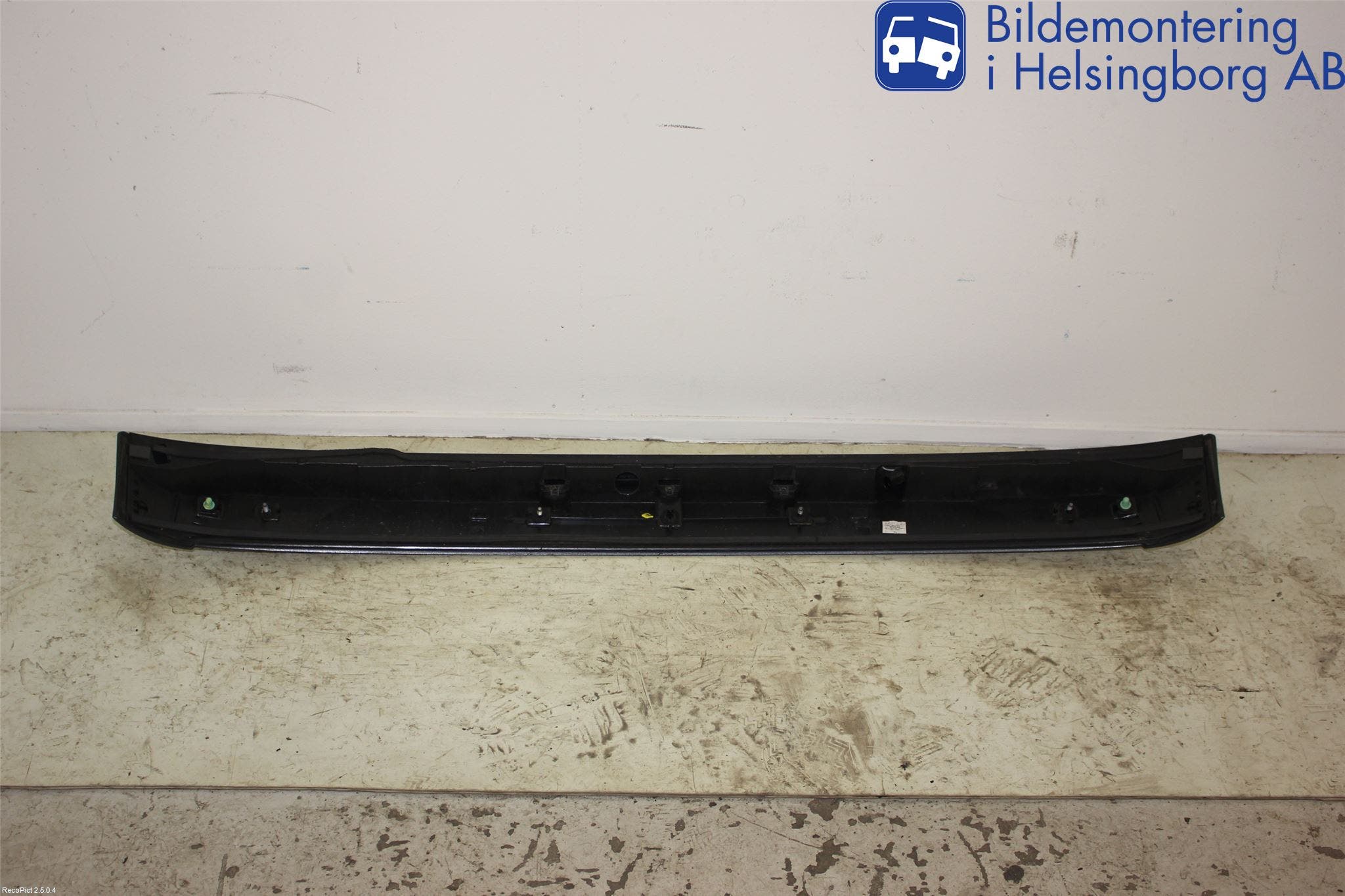 Audi Q7/SQ7 Spoiler Baklucka