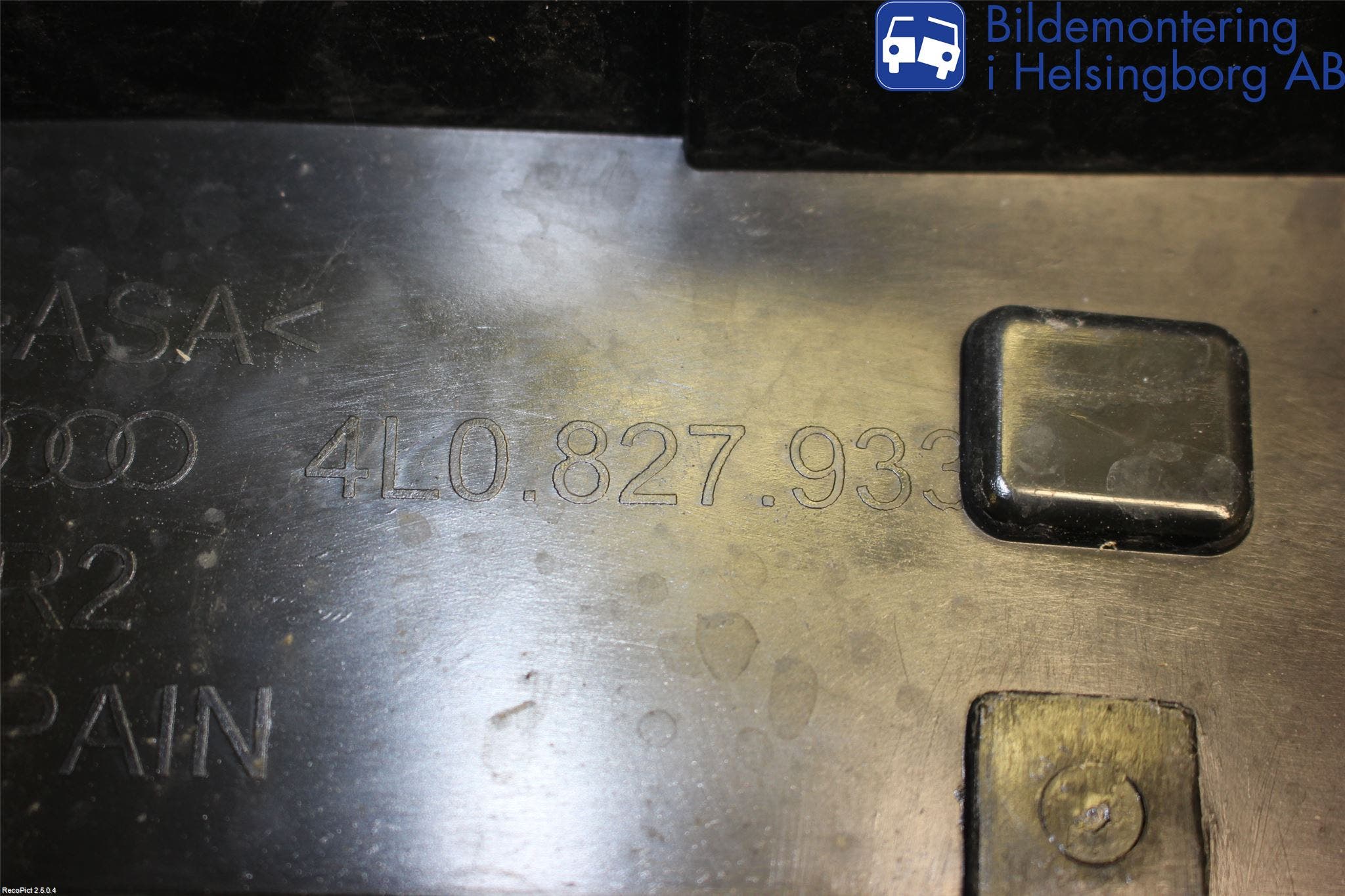 Audi Q7/SQ7 Spoiler Baklucka