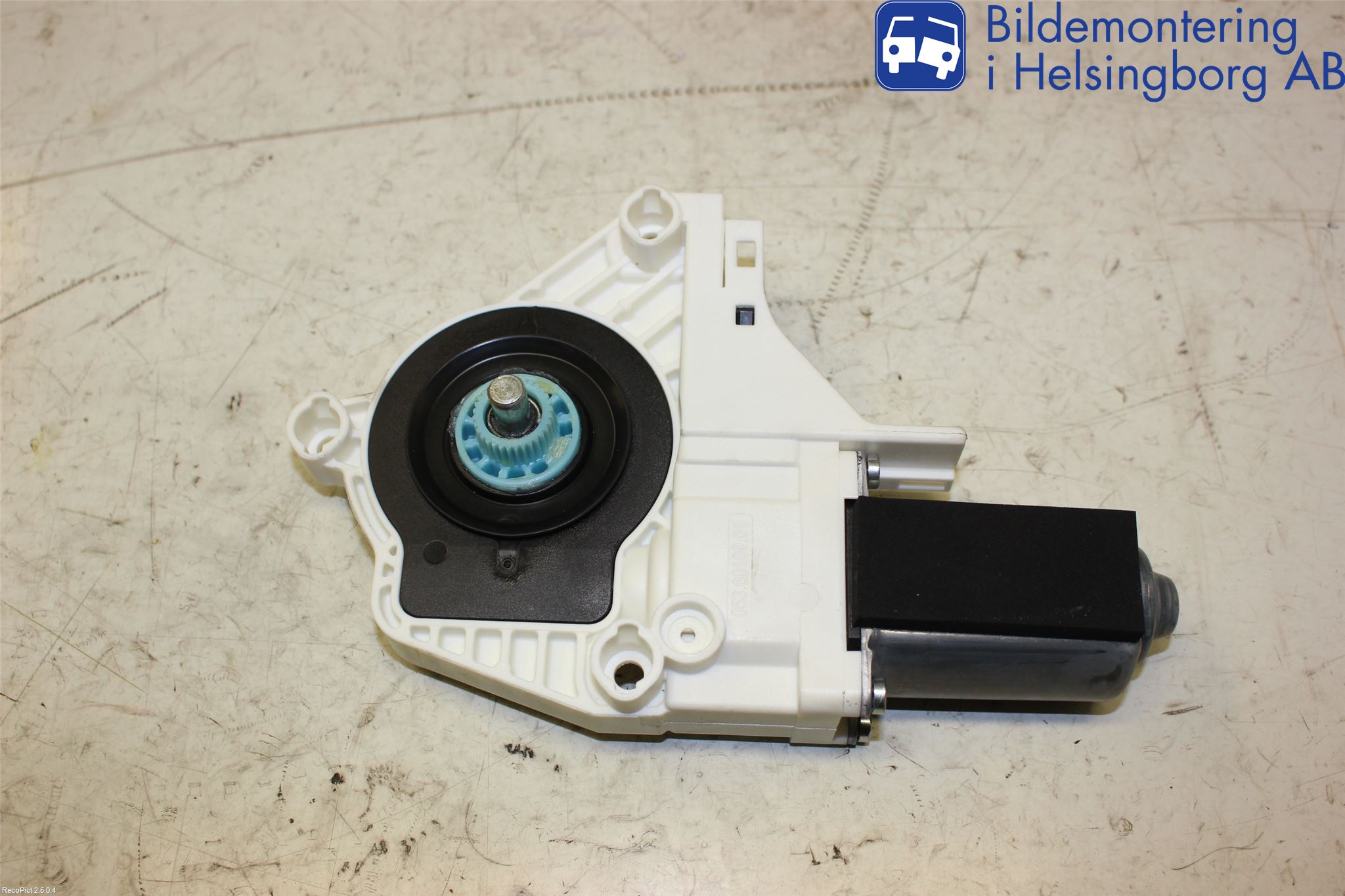 Audi A4 12-15 Fönsterhissmotor