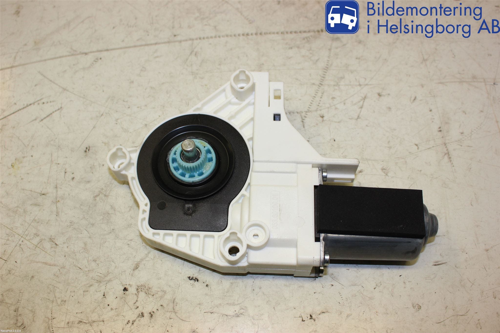 Audi A4 12-15 Fönsterhissmotor