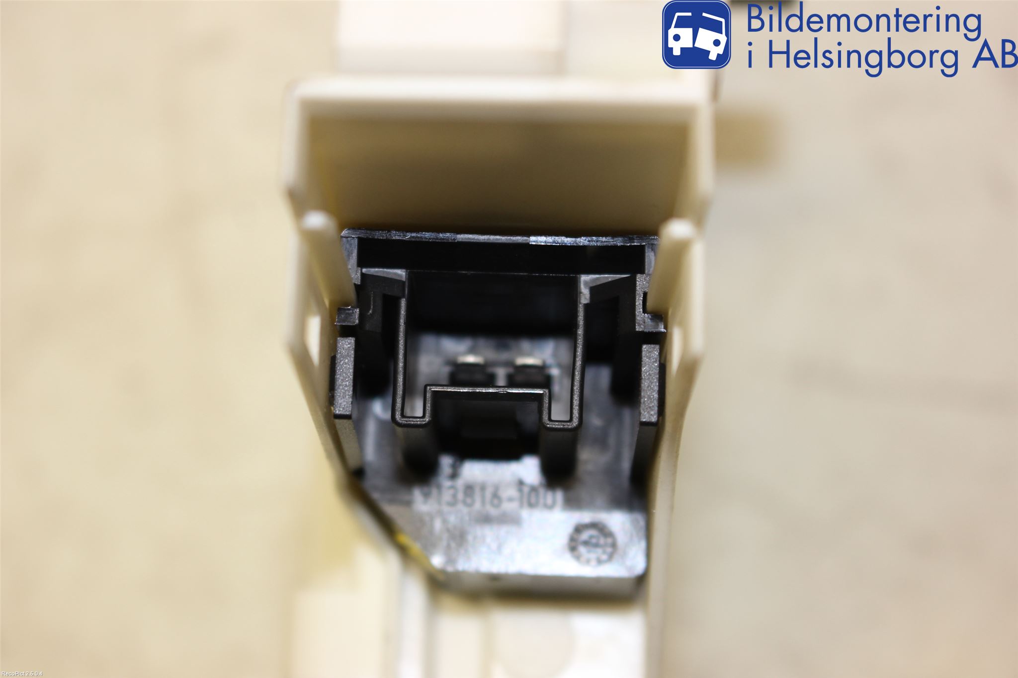 Audi A4 12-15 Fönsterhissmotor