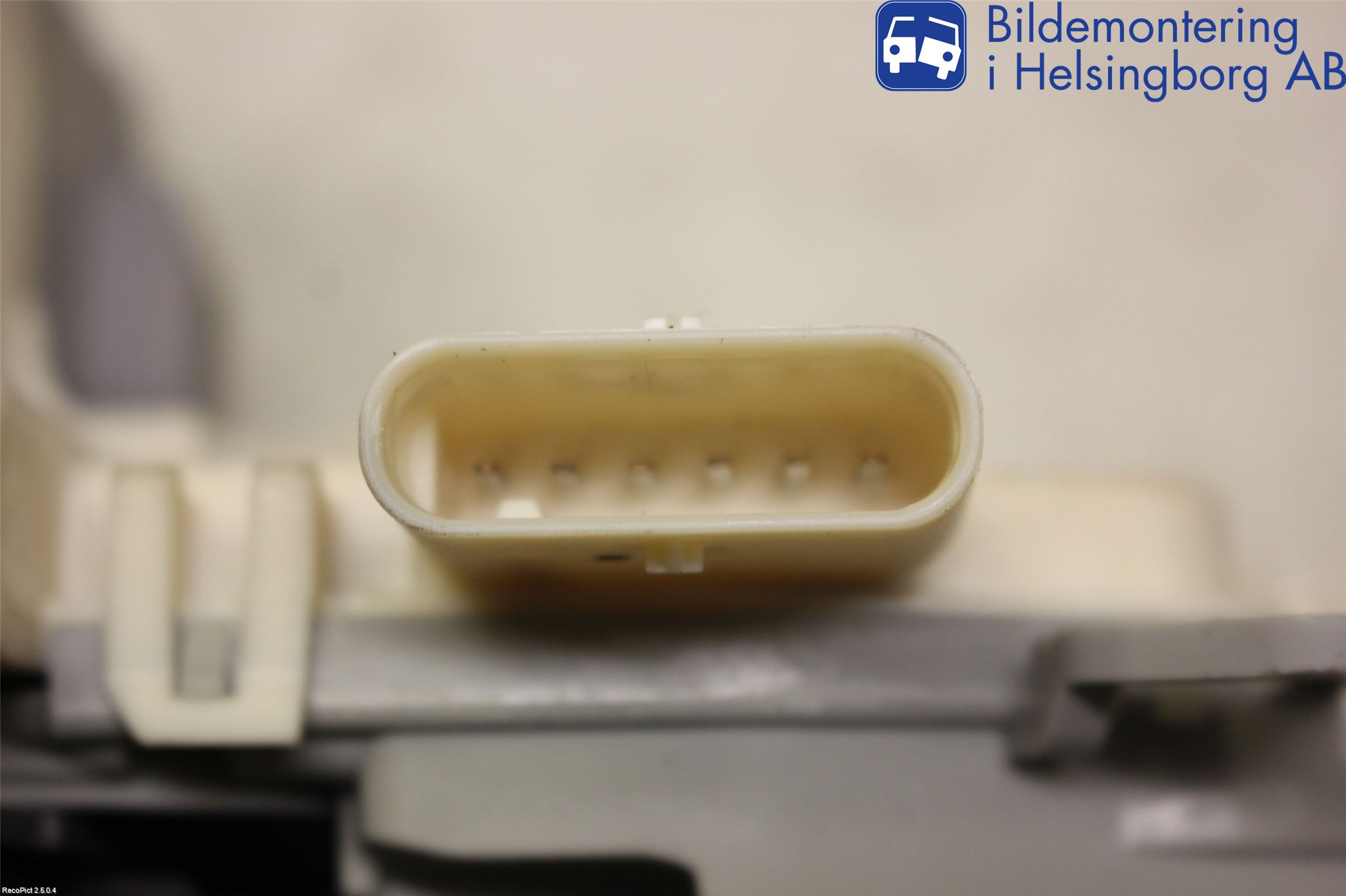 Audi A4 12-15 Centrallåsmotor Höger