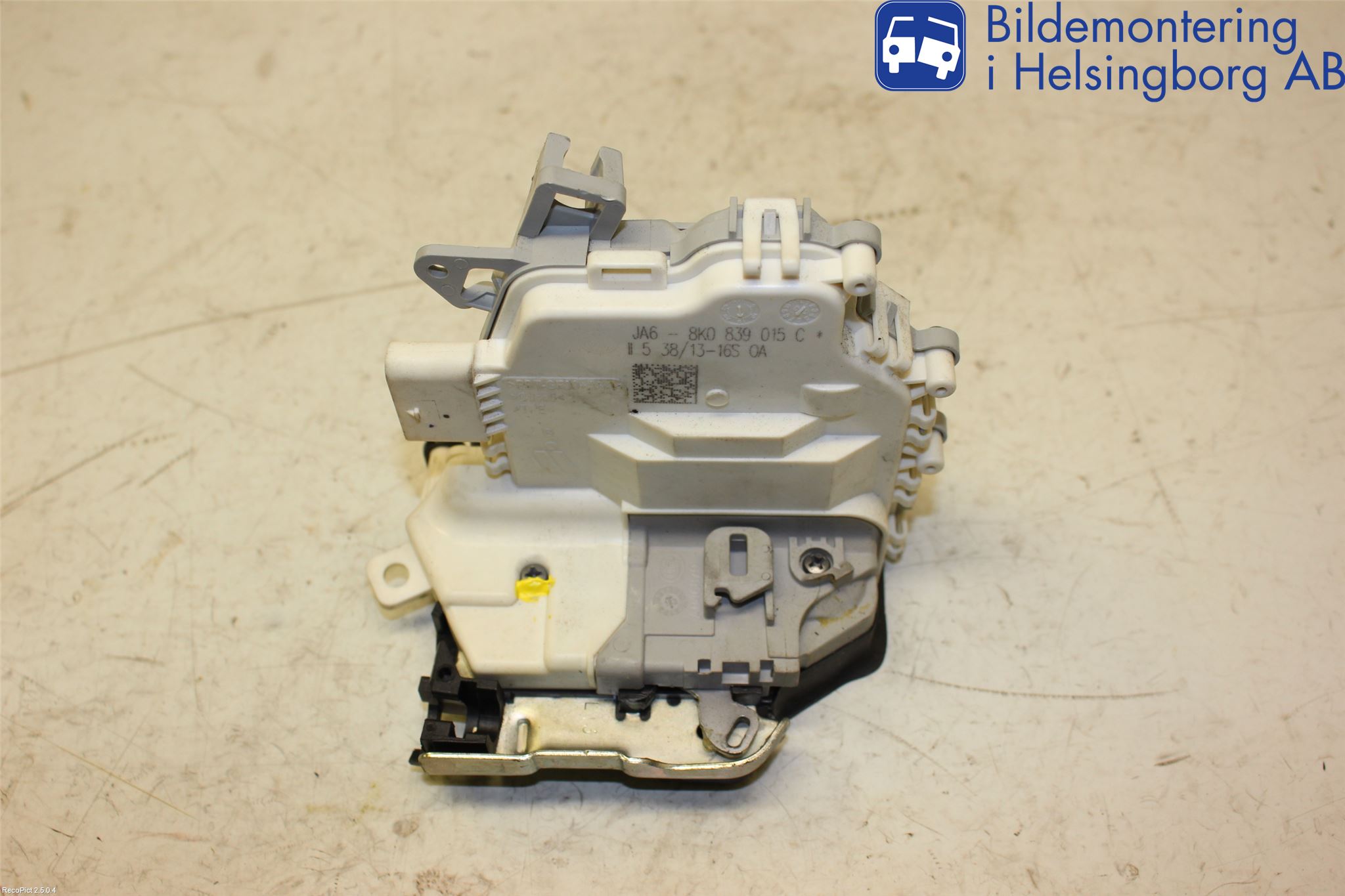 Audi A4 12-15 Centrallåsmotor Vänster