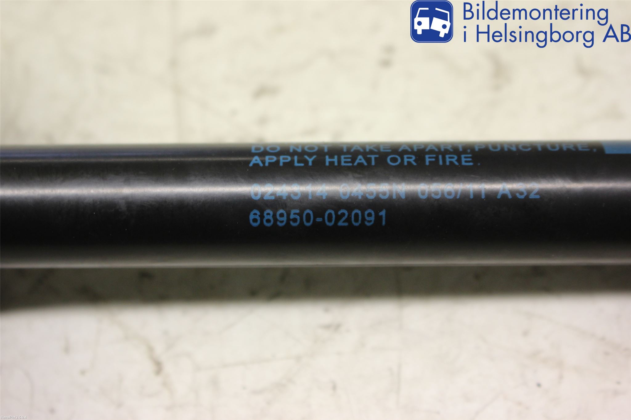 Toyota AURIS 10-12 Gasfjäder Baklucka