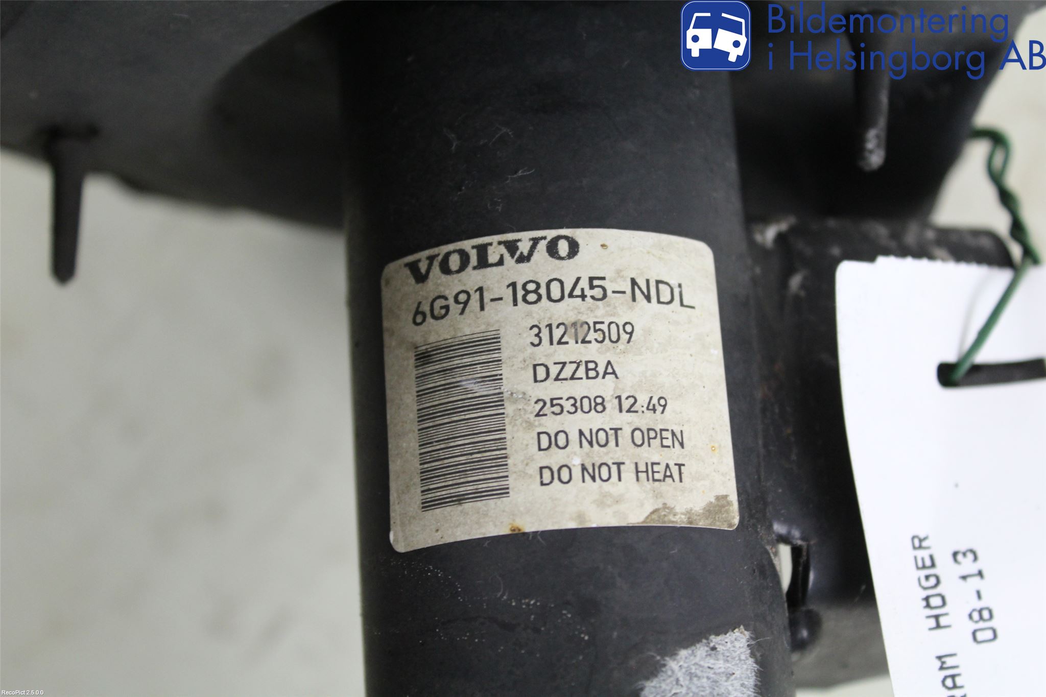 Volvo V70 08-13 Fjäderben Fram Höger