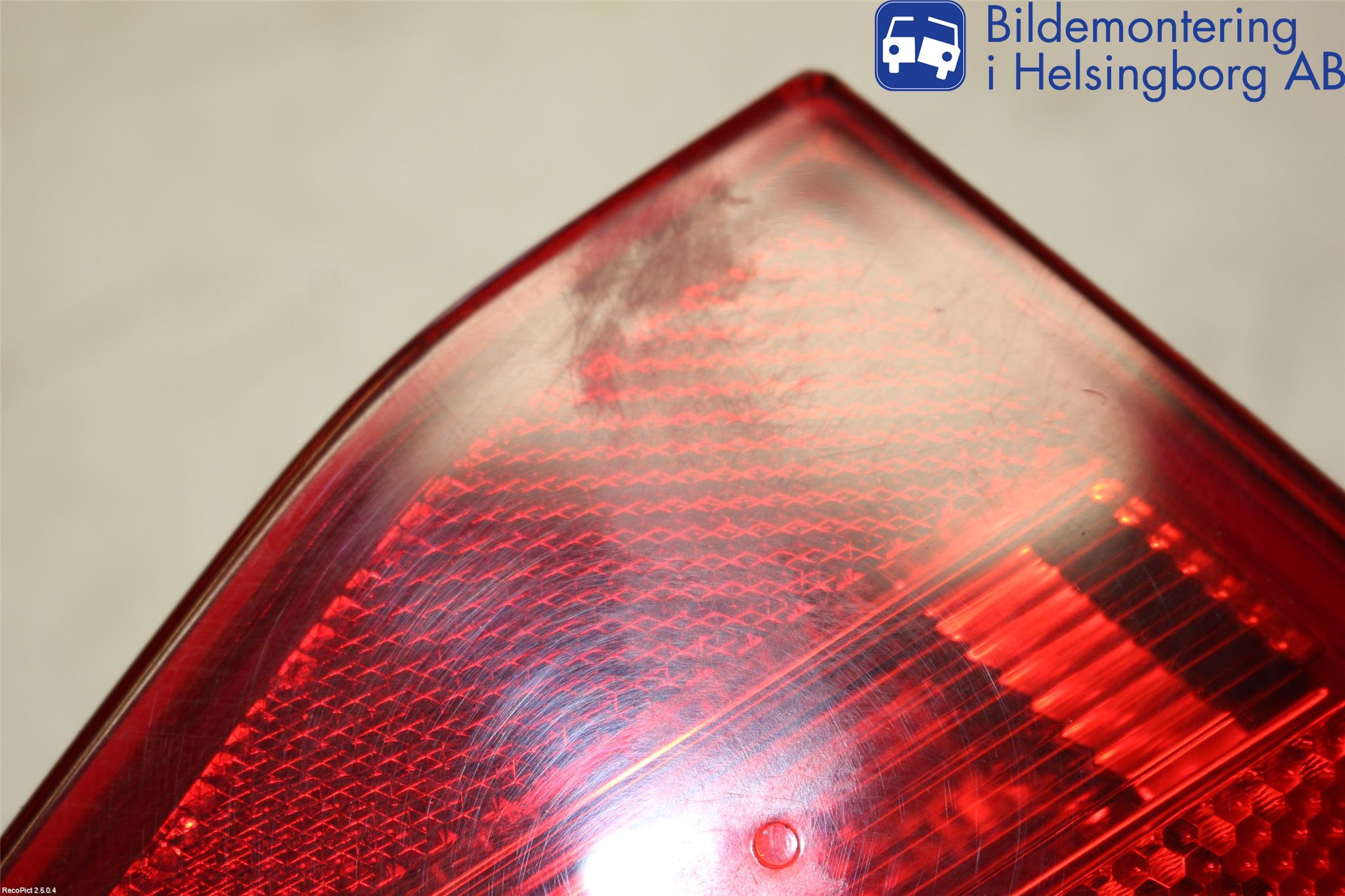 Audi A4/S4 08-11 Bakljus Lucka Vä