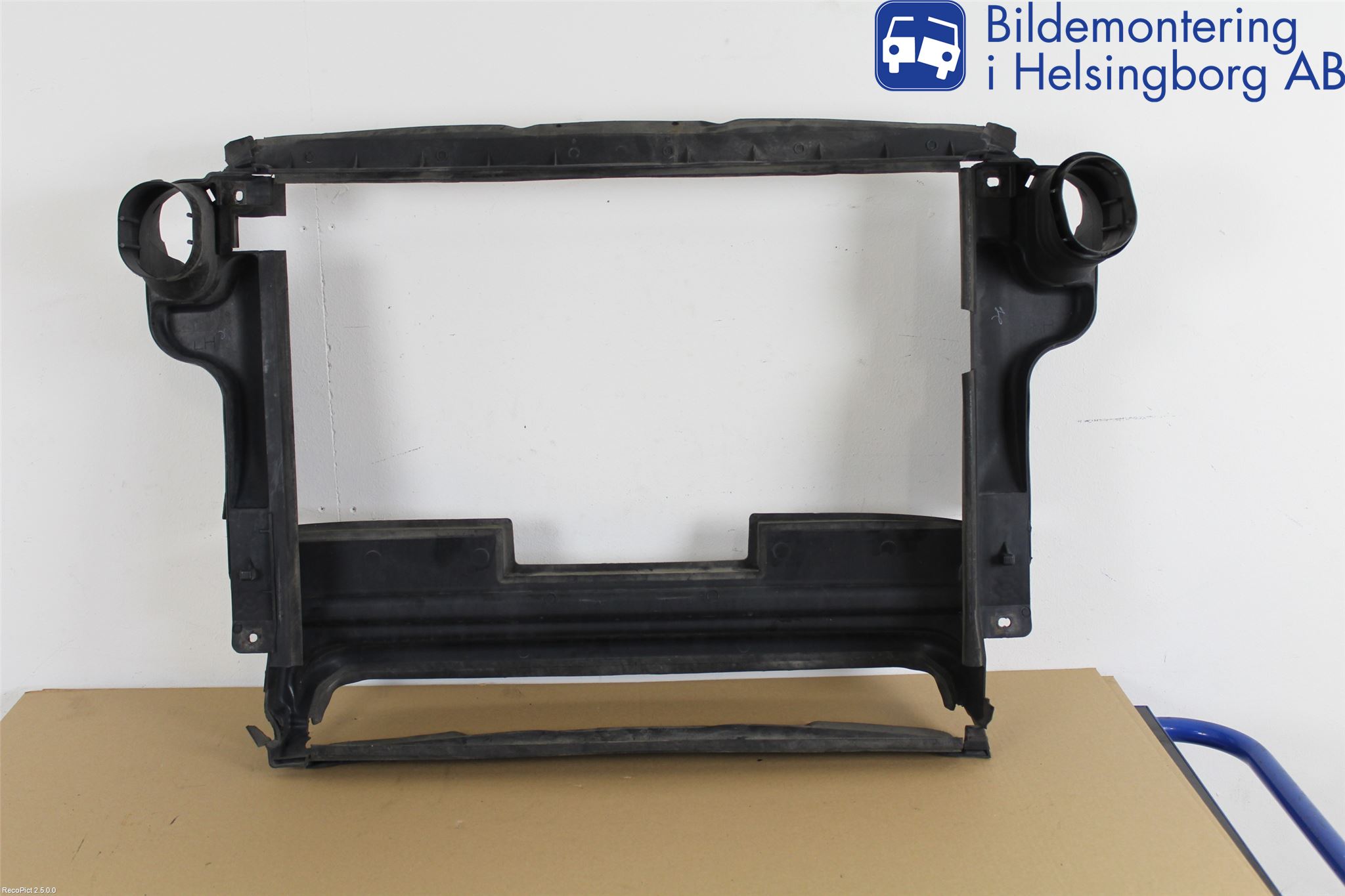 Mercedes-Benz MB ML (W164) 05-11 Frontplåt